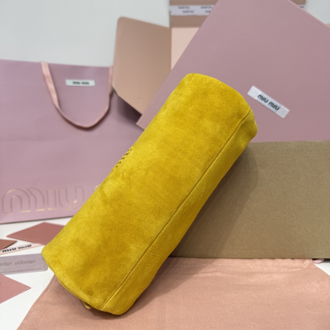 Miu Miu small bag 5NE851