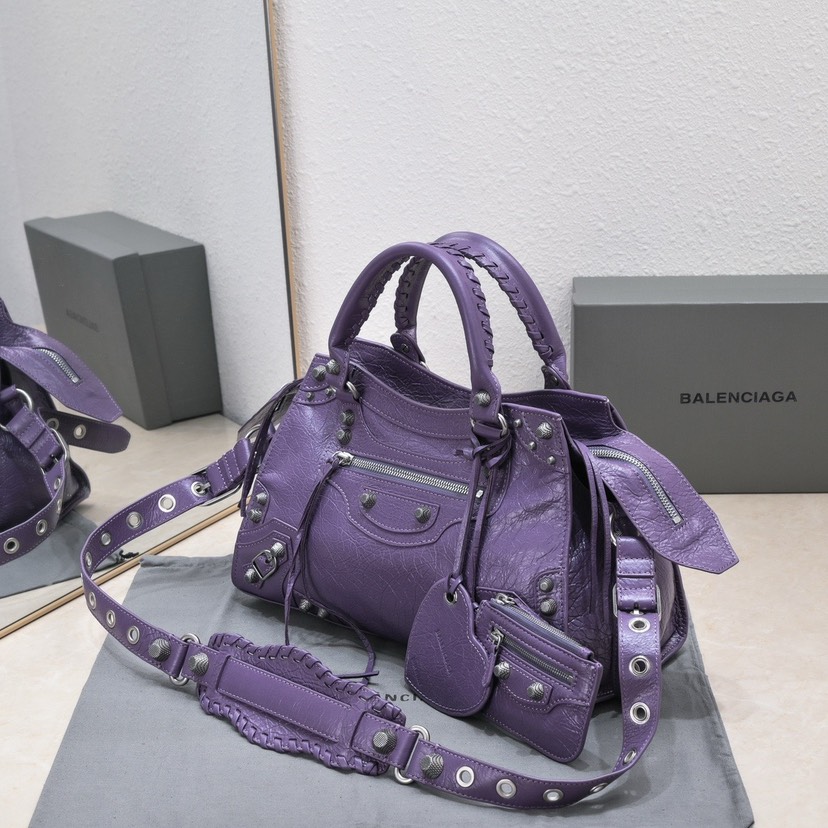 Balenciaga N​​​EO​ CAGOL​E​ Motorcycle​​Bag​​Medium