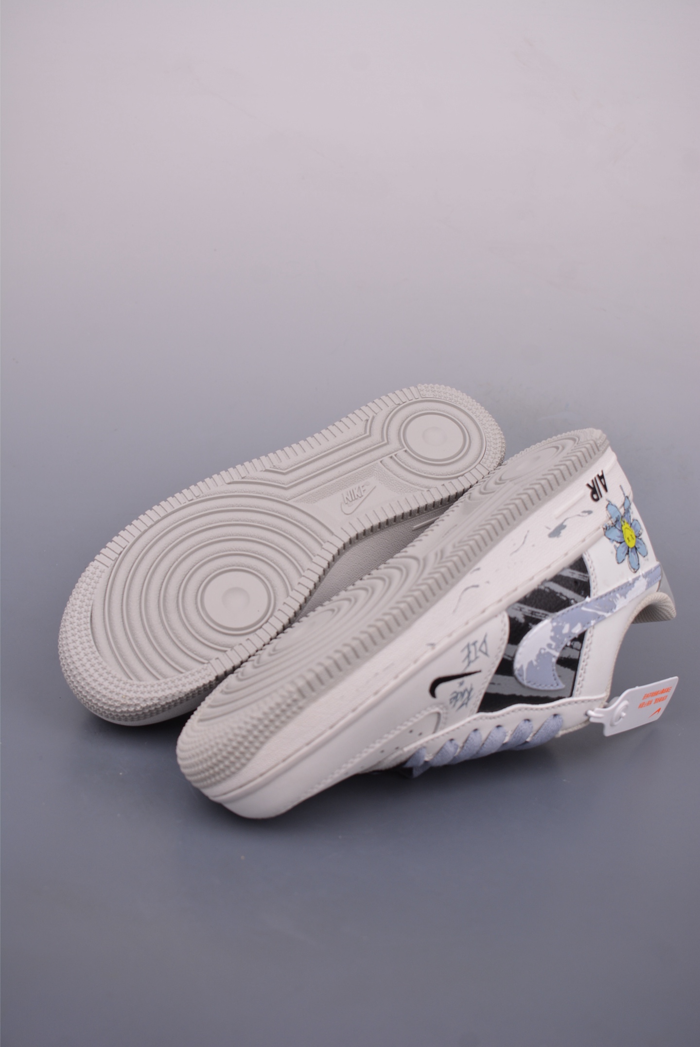 Nike Air Force 1 07 LV8 Low Sneakers Graffiti Blue Flowers FB1893-888