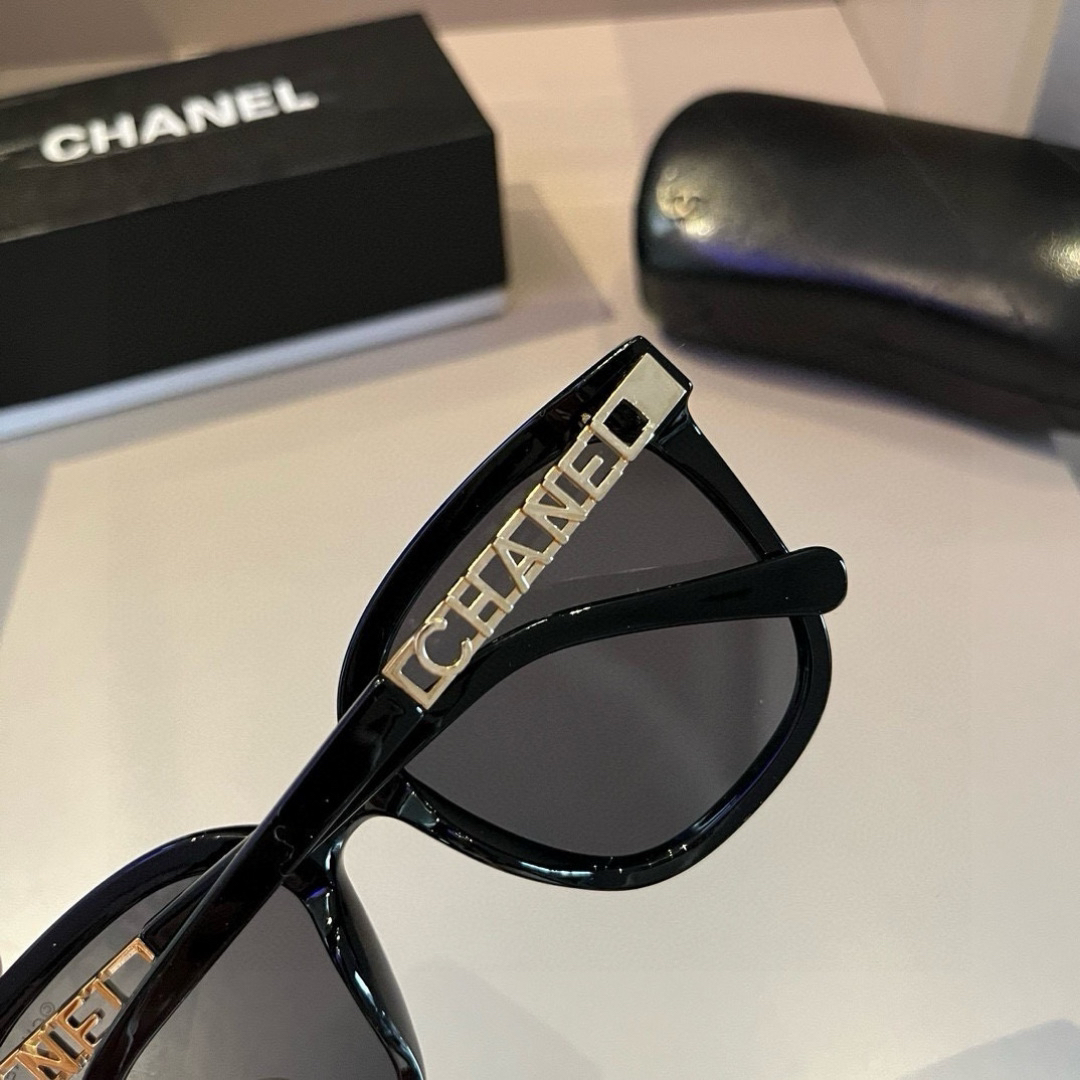 Chanel round frame sunglasses