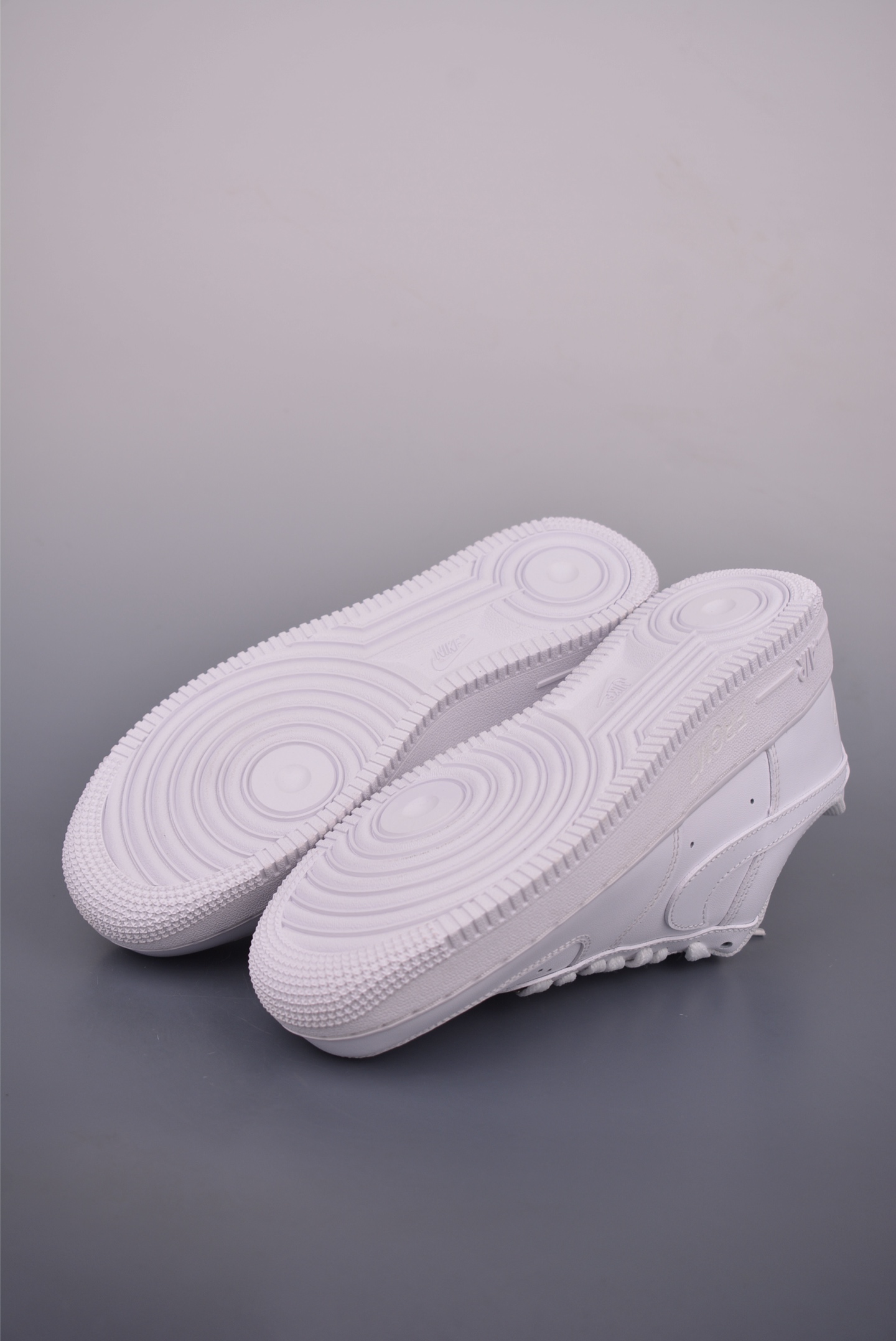 fragment design x Nike Air Force 1 Low 