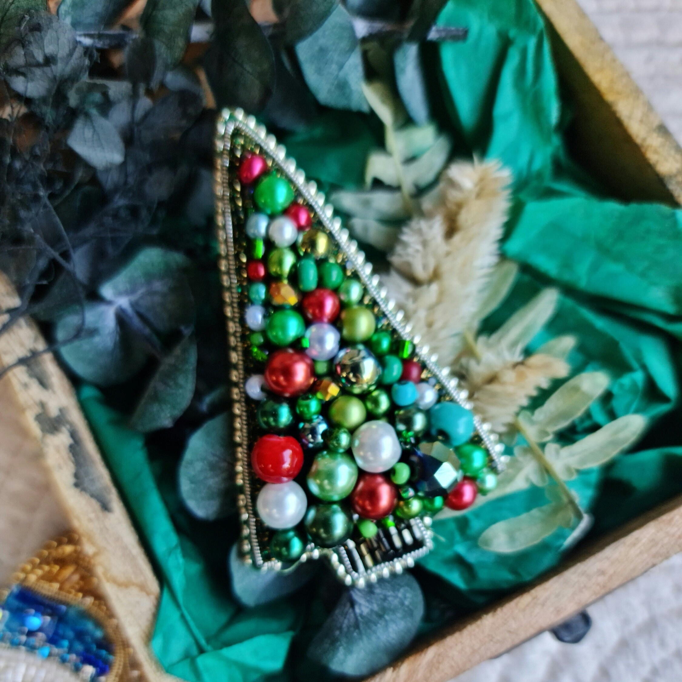 🔥ON SALE🔥Christmas Tree Pin Beaded Brooch
