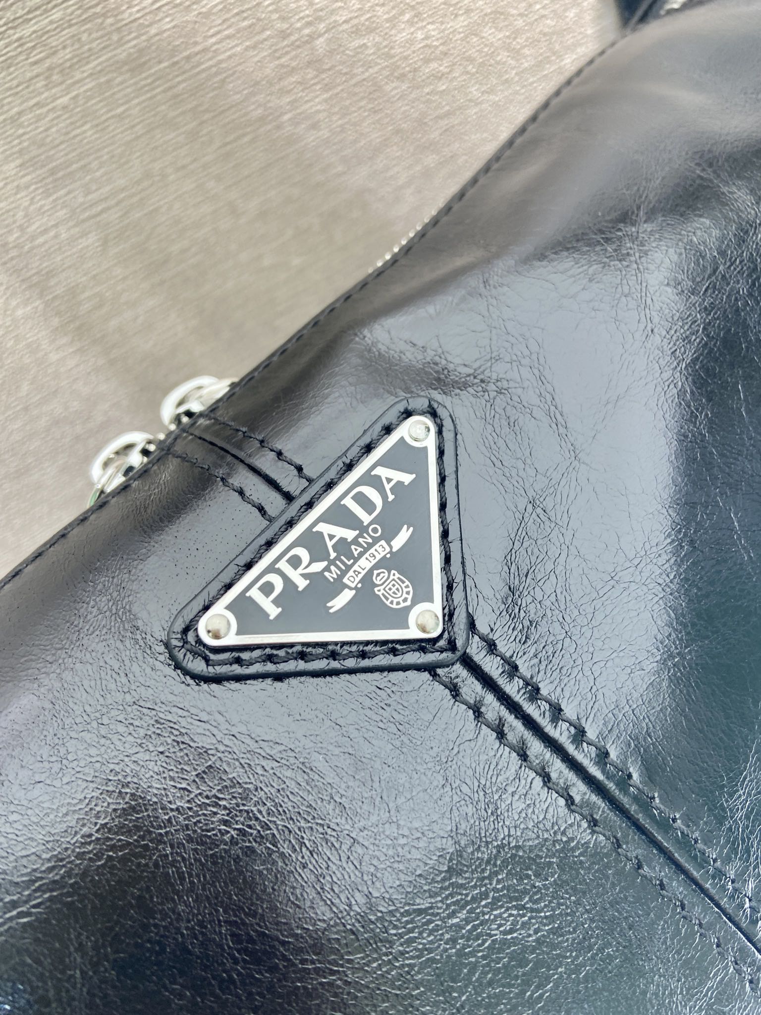 Prada waxed leather messenger bag 2VH187