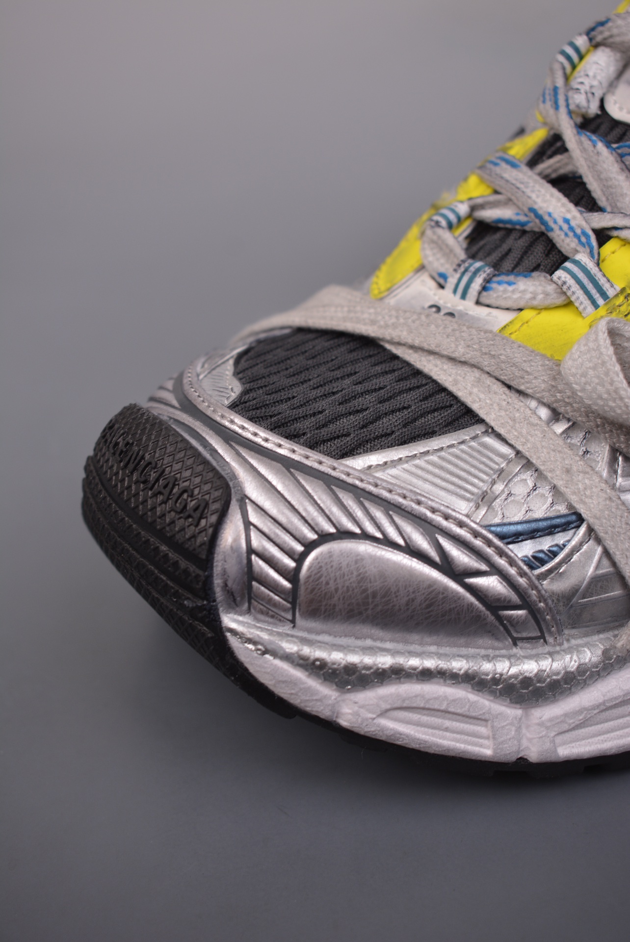 BALENCIAGA 3XL Sneakers Silver Yellow