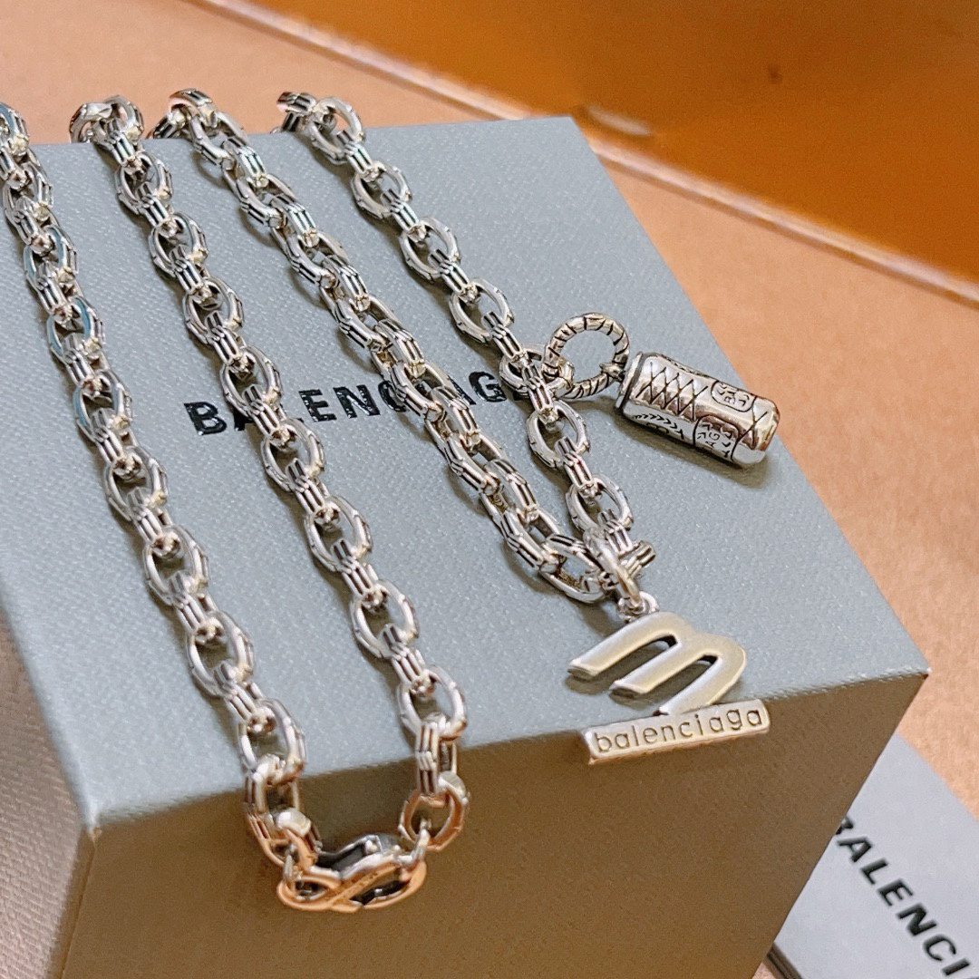 Balenciaga Letter E Chain Vintage Necklace