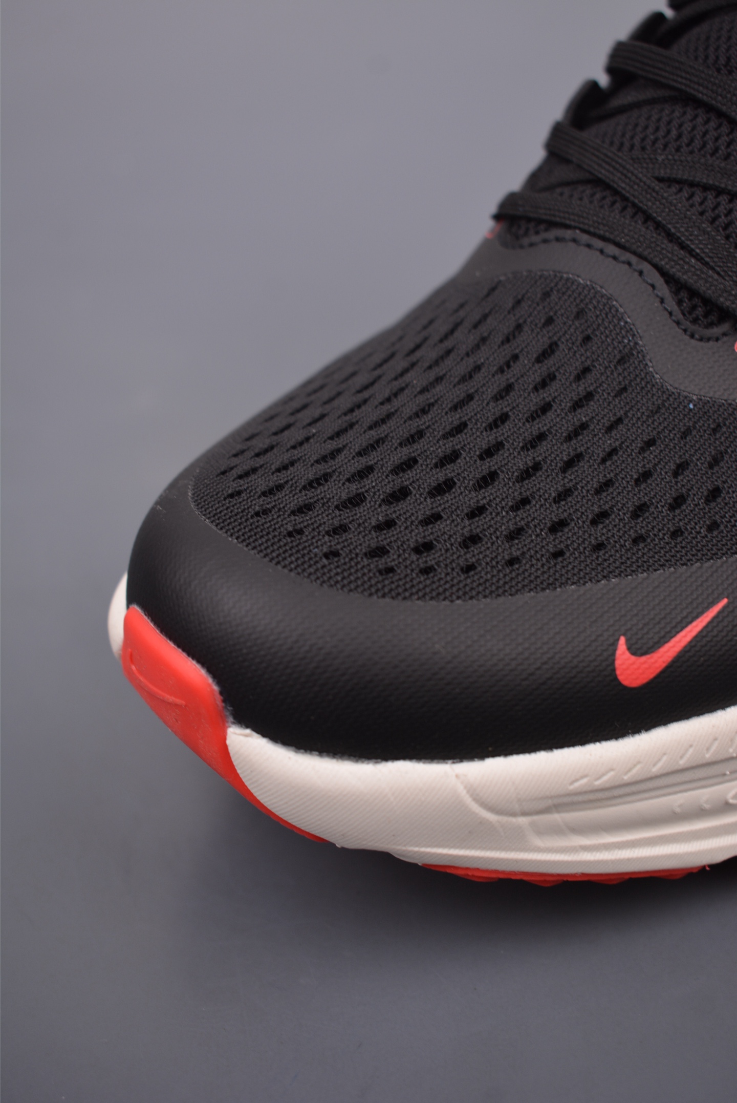 Nike Air Zoom Vomero 18X Black White Red Hook HM2519-372
