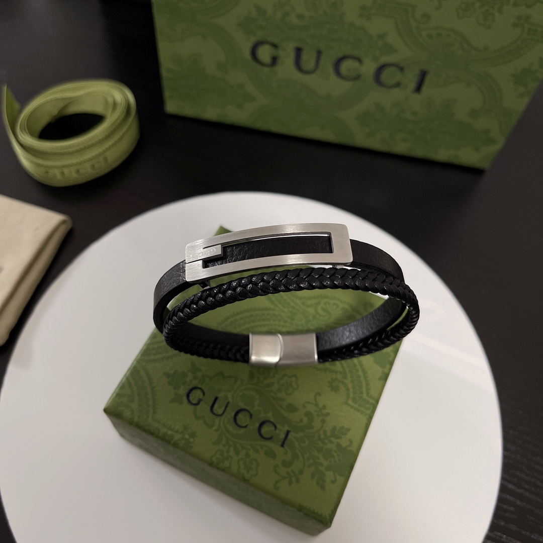 Gucci leather braided bracelet