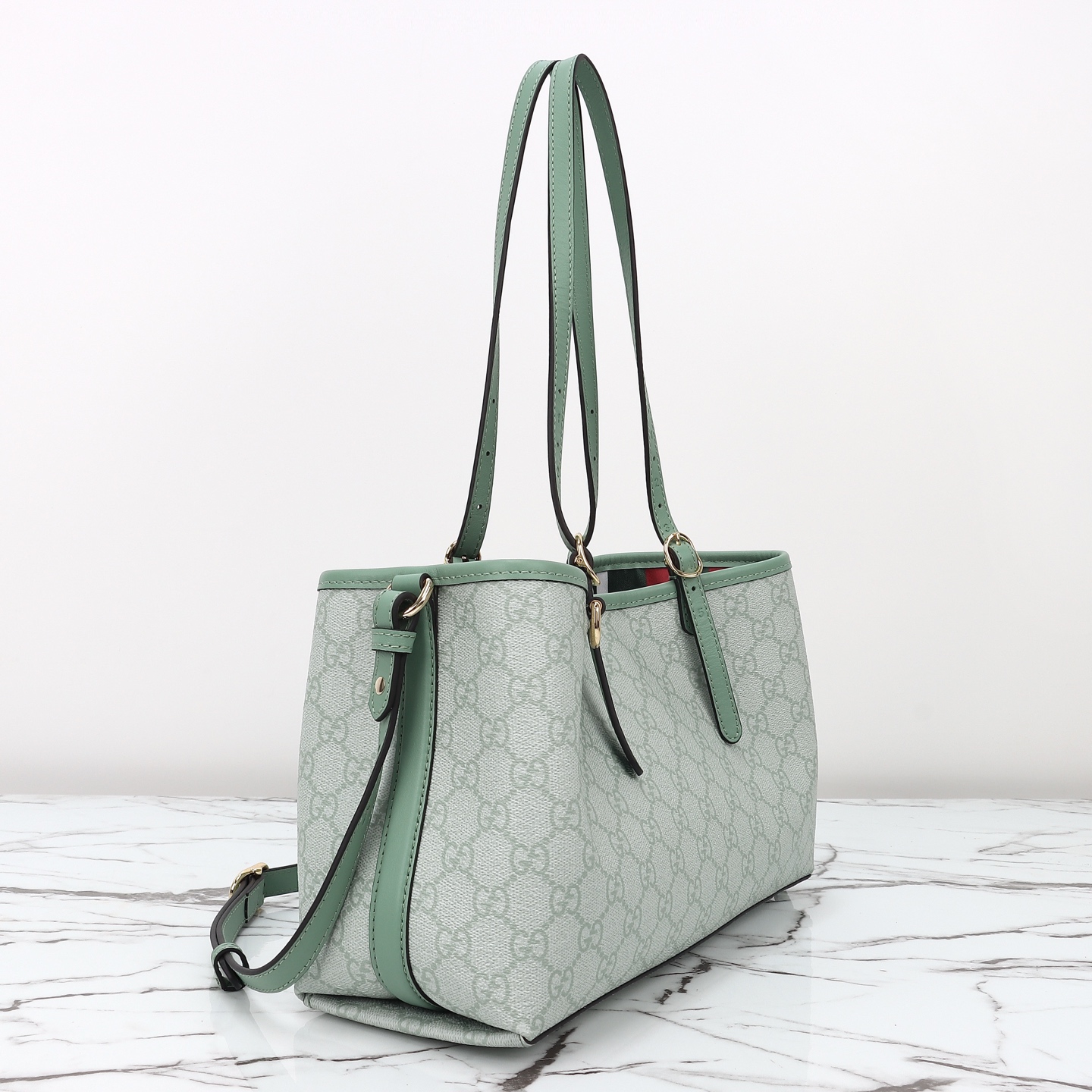 Gucci GG Emblem medium tote bag ‎815214 FAD6L 8458