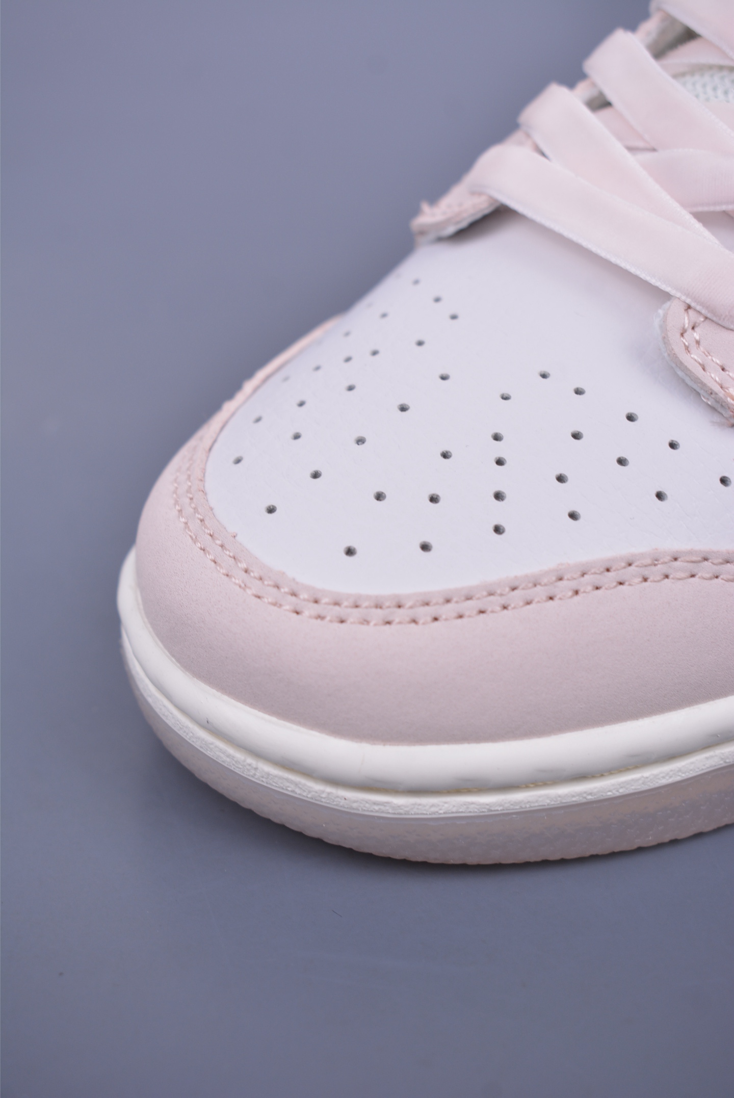 LV x Nike SB Dunk Low Sneakers Light Pink FB7901-601