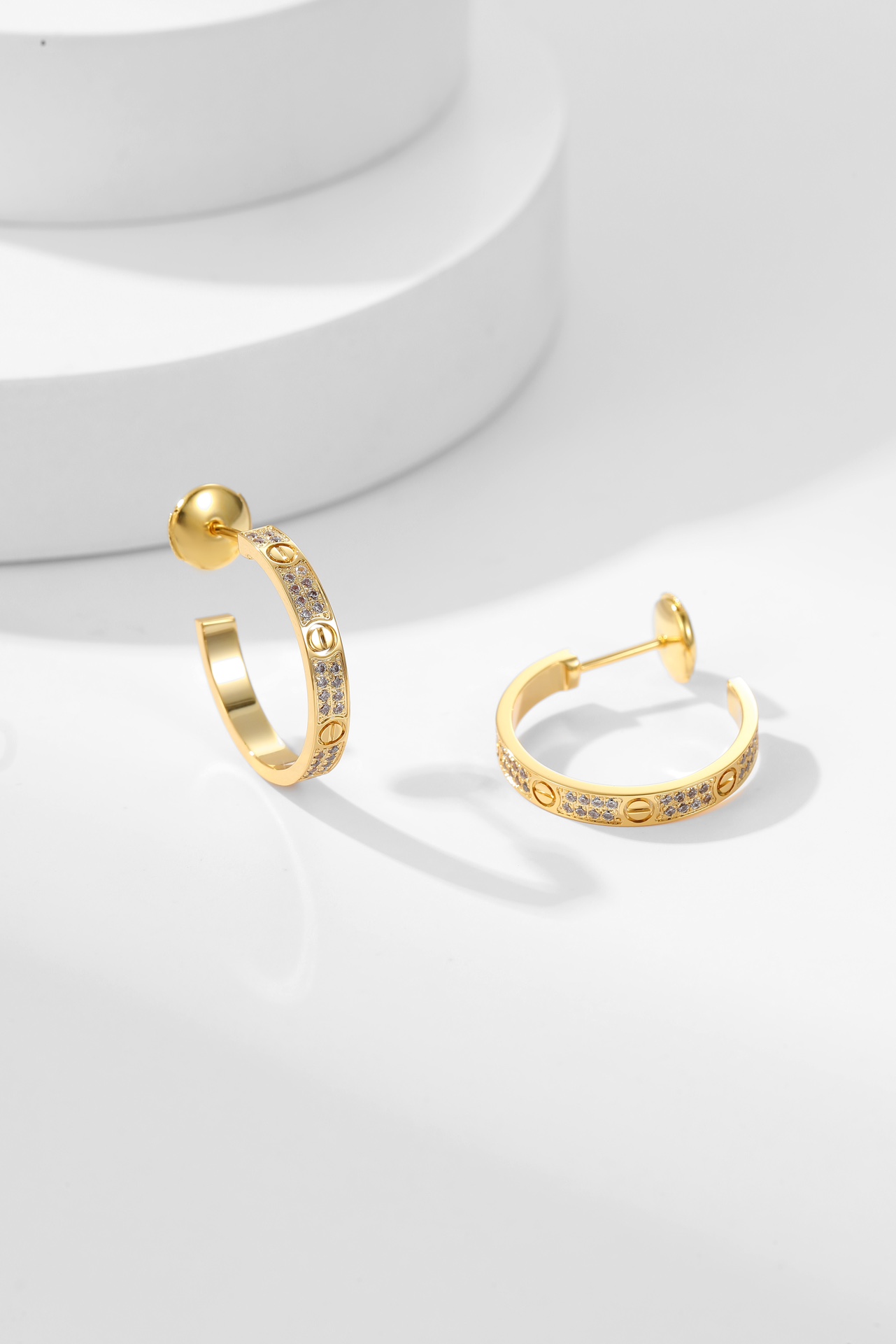 Cartier classic love star earrings