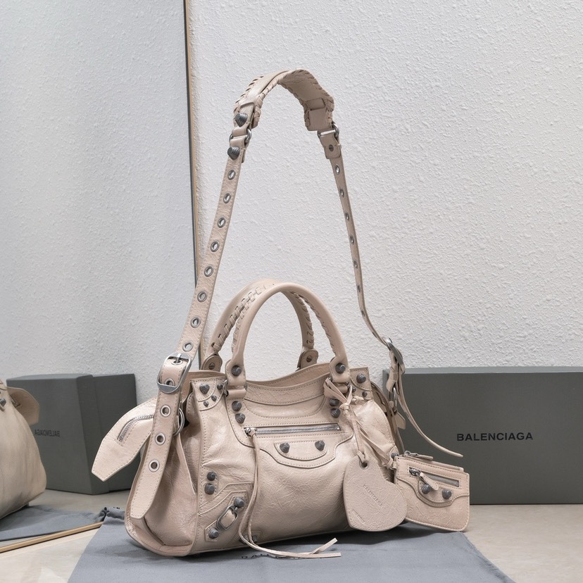Balenciaga N​​​EO​ CAGOL​E​ Motorcycle​​Bag​​Medium