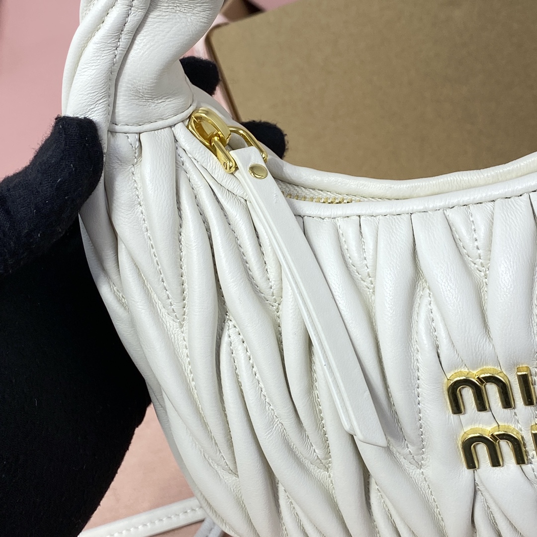 Miu Miu Wander Small Bag 5BC125
