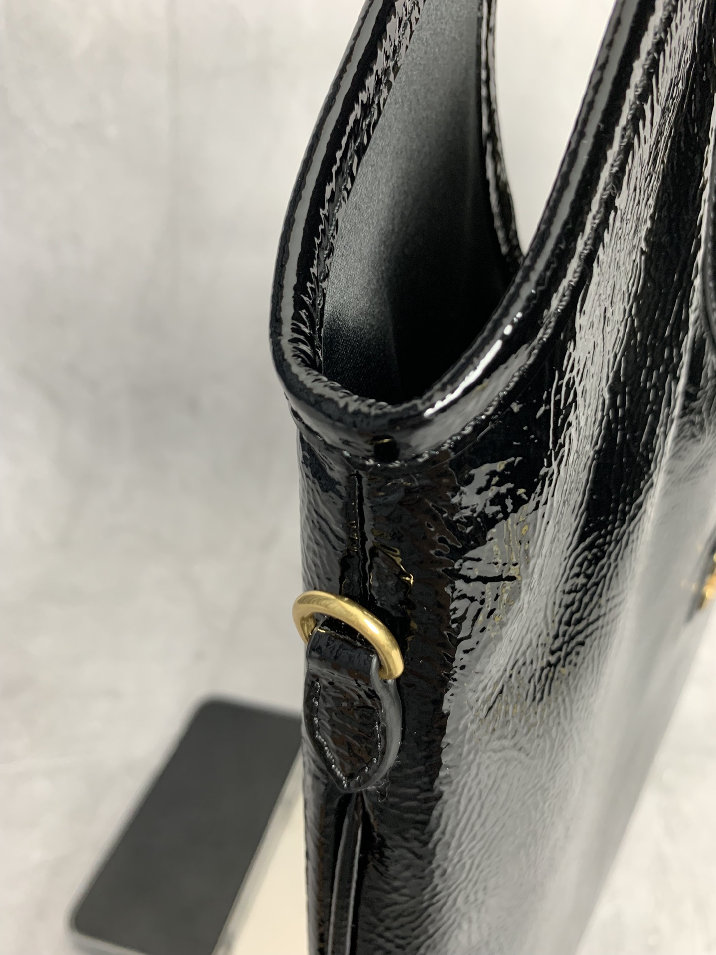 Miu Miu hobo tote 5BG231