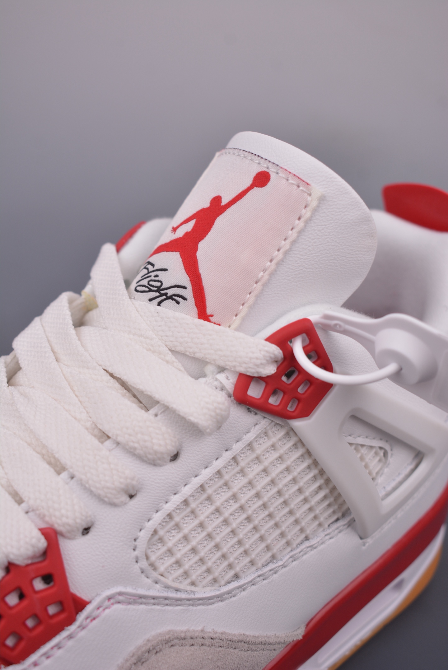 Nike SB x Jordan Air Jordan 4 Varsity Red DR5415-106