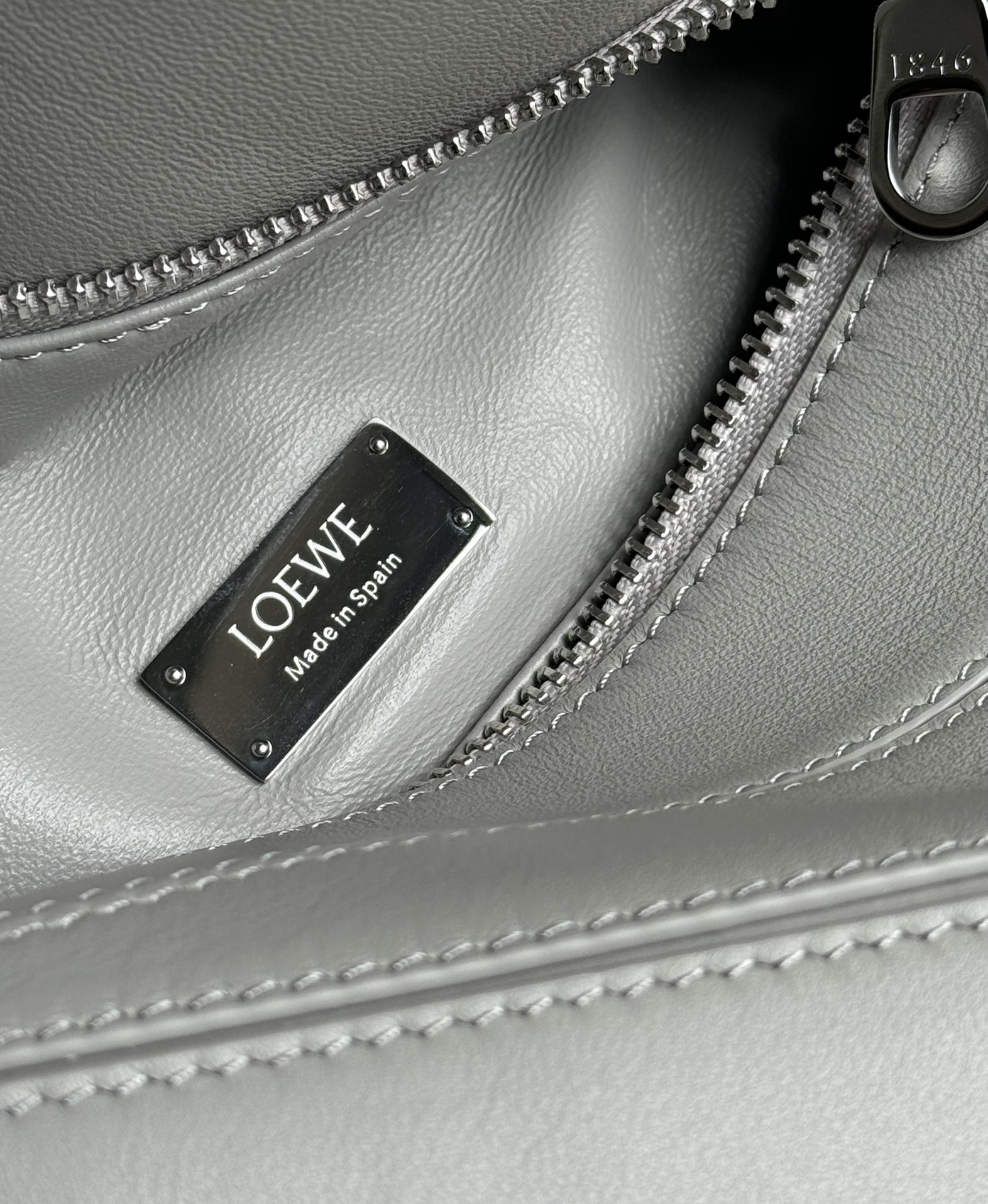 Loewe 10th Anniversary Bag 0189