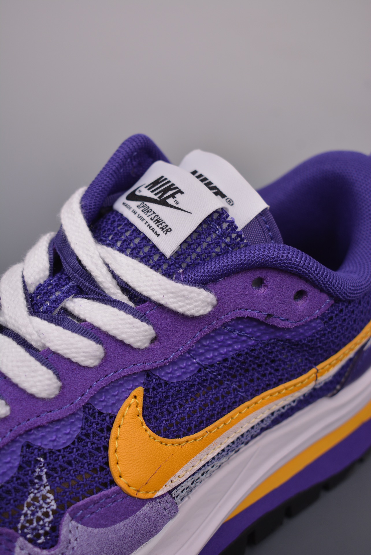Sacai x Nike VaporWaffle 3.0 Laser Orange CV1363-103