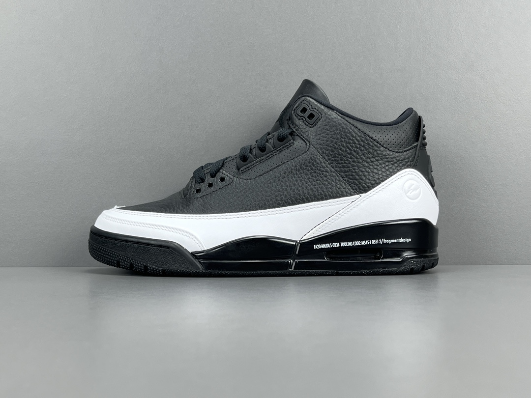 Fragment Design x Jordan Air Jordan 3 BlackWhite” DA3595-001