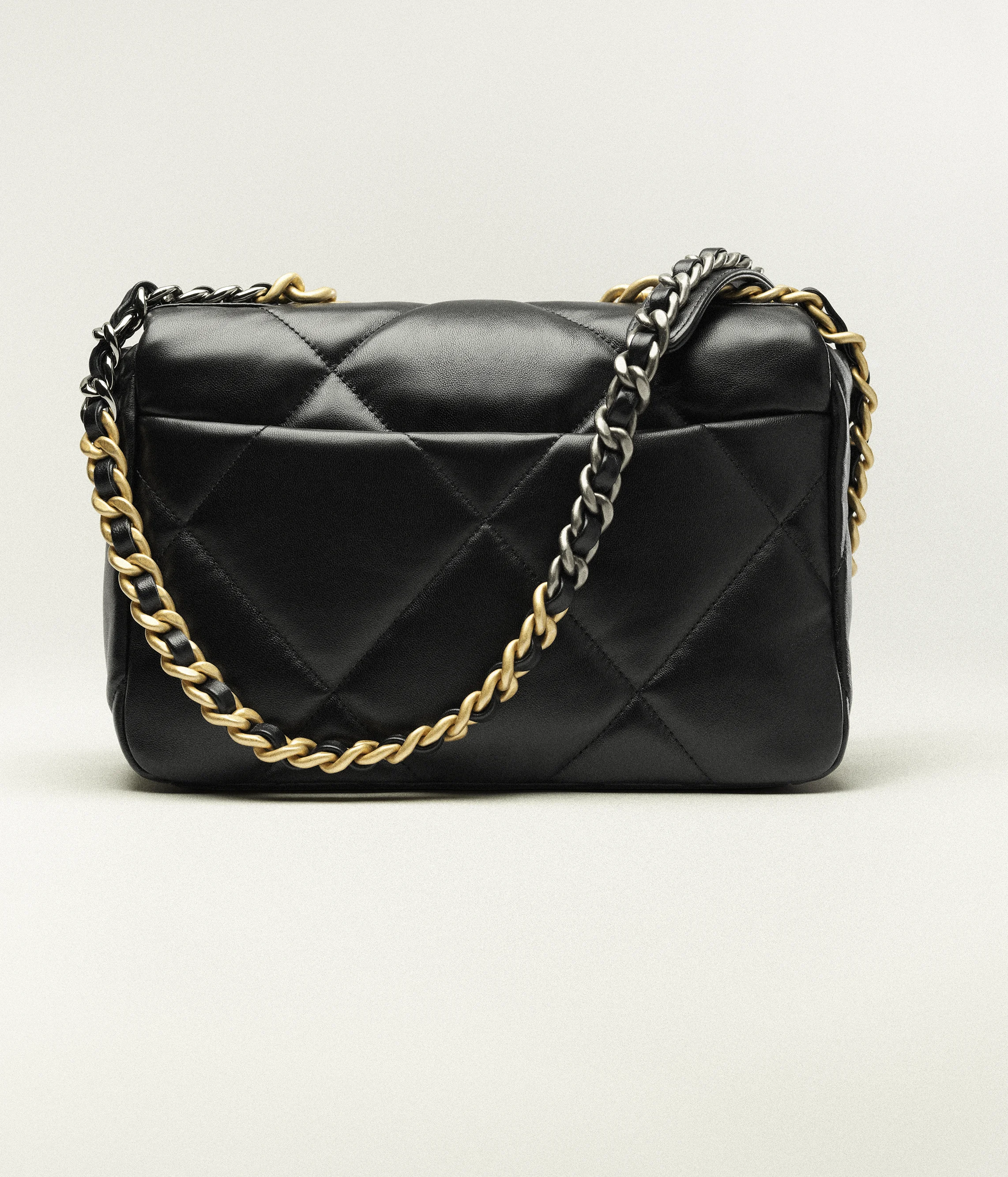 CHANEL 19 Handbag Shiny Lambskin, Gold-Tone, Silver-Tone & Ruthenium-Finish Metal Blac AS1160-B04852-94305