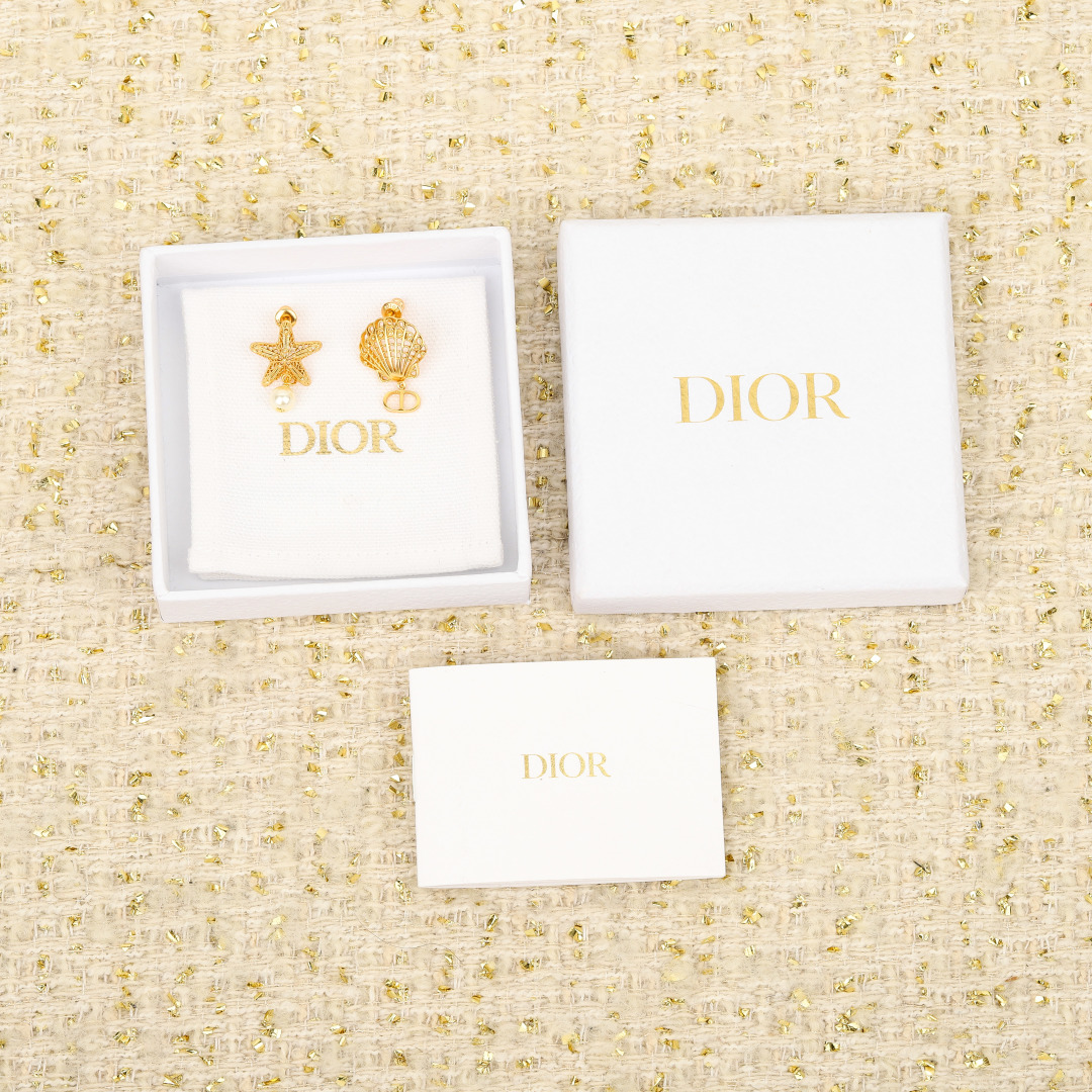 Dior Shell Starfish CD Pearl Asymmetrical Earrings