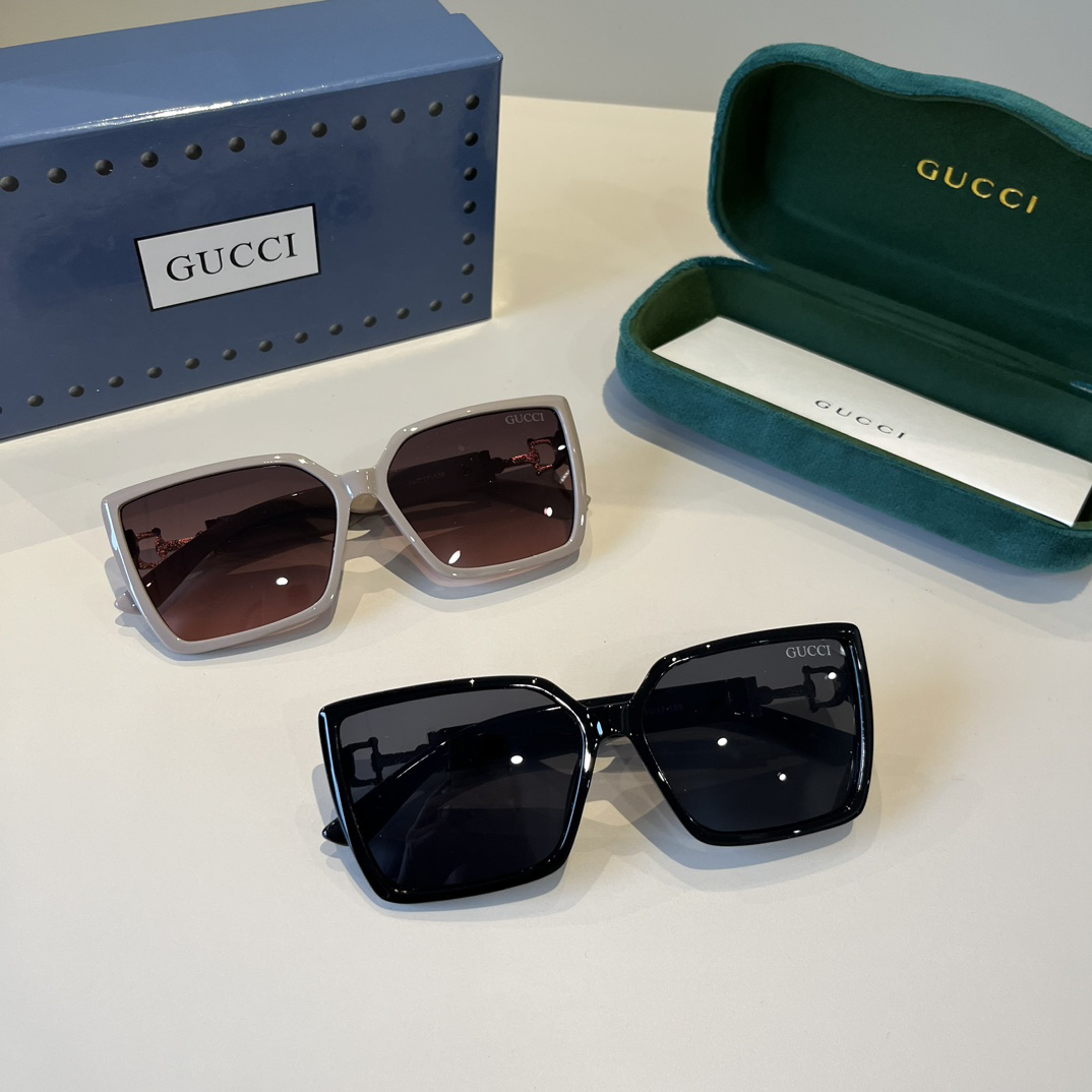 Gucci Square Frame Sunglasses