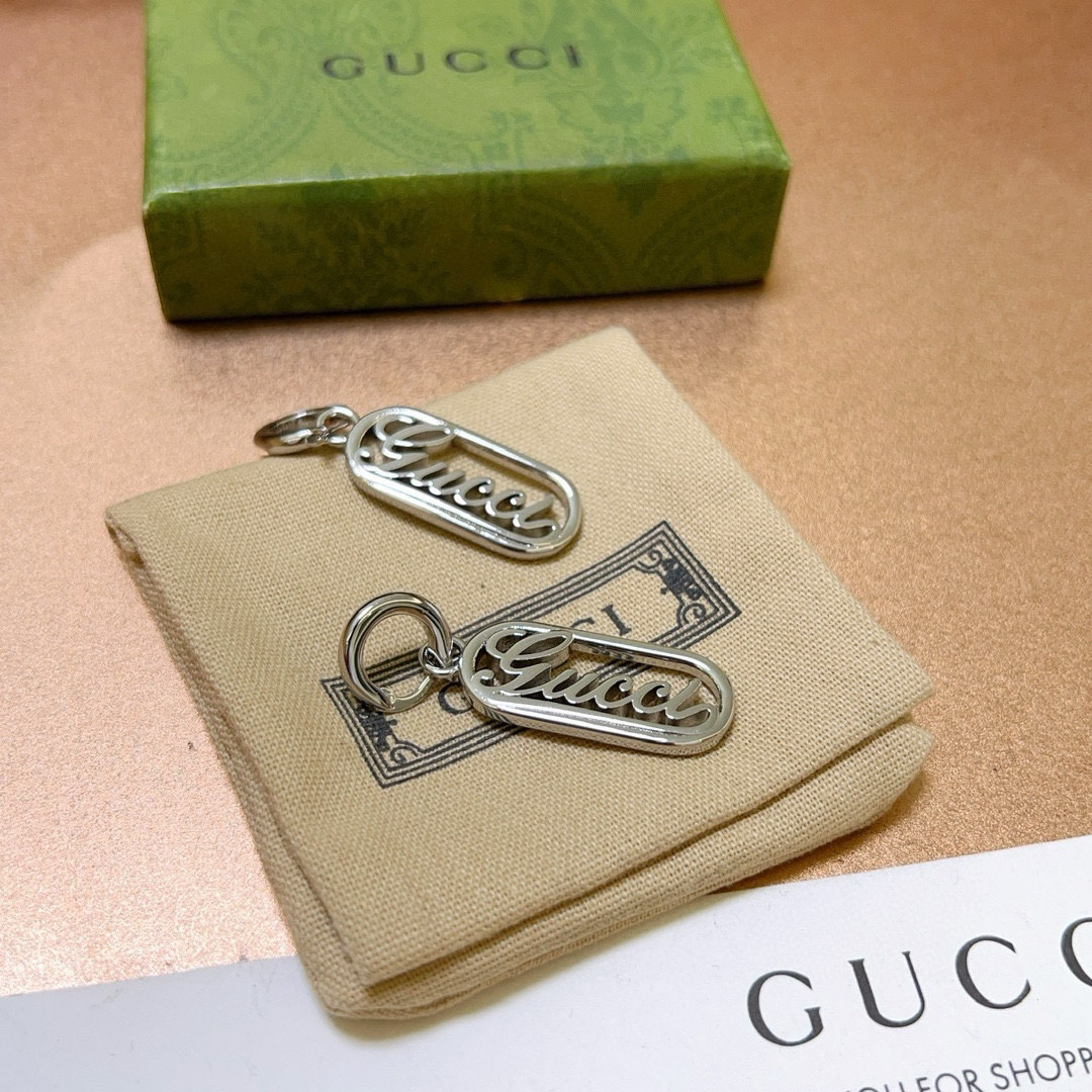 GUCCi font earrings