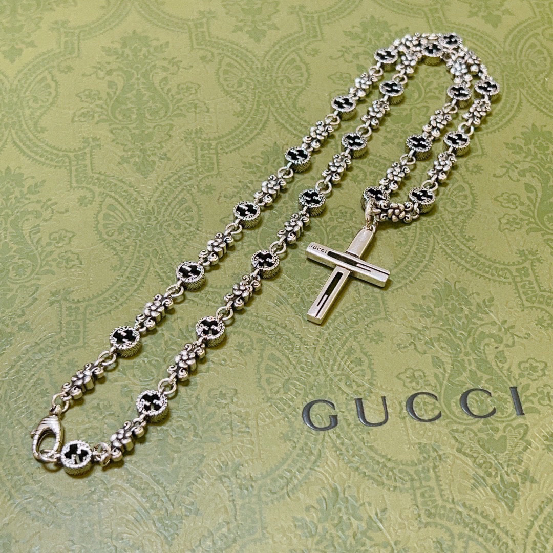 Gucci Anger Forest Series GG Cross Vintage Necklace