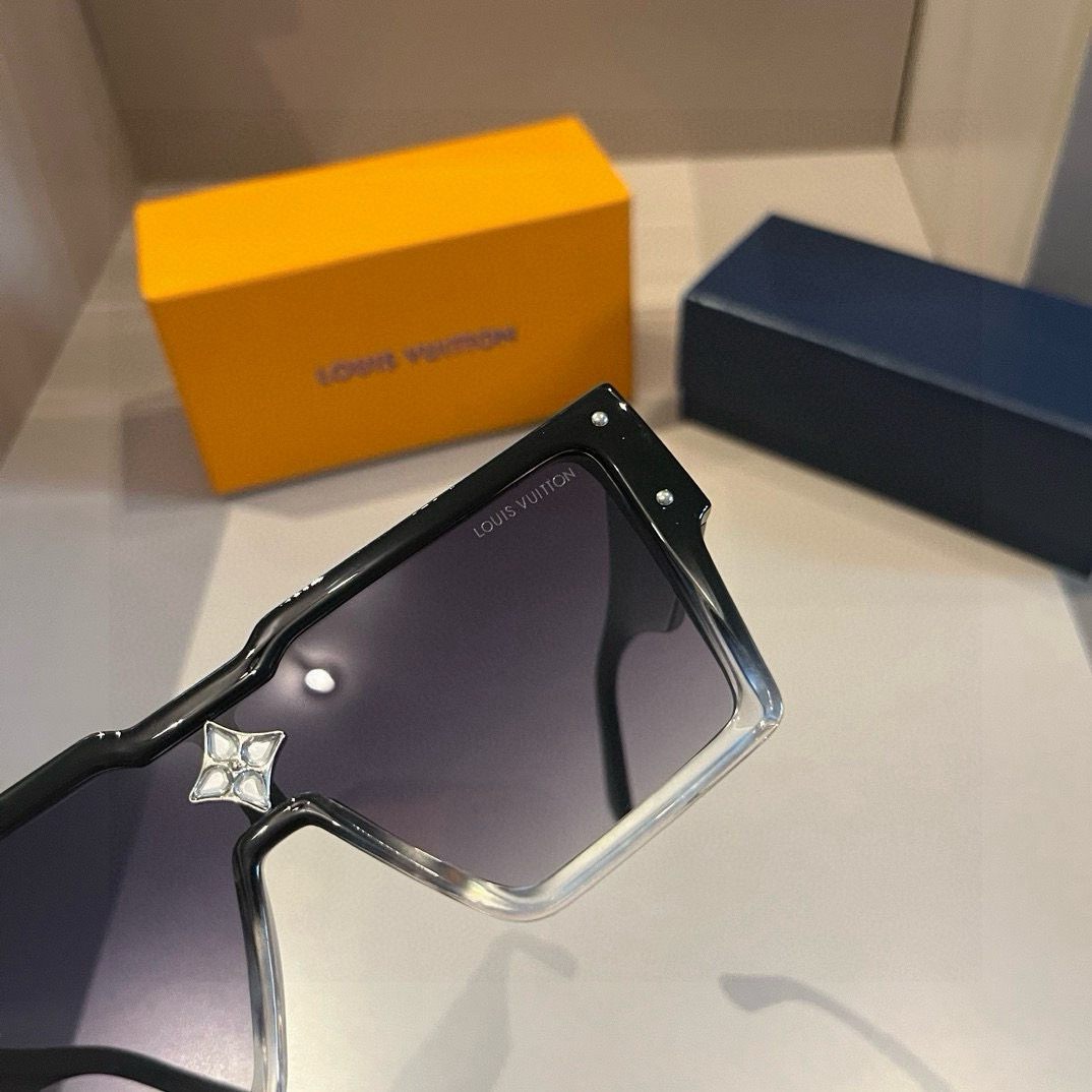 Louis Vuitton square-frame sunglasses