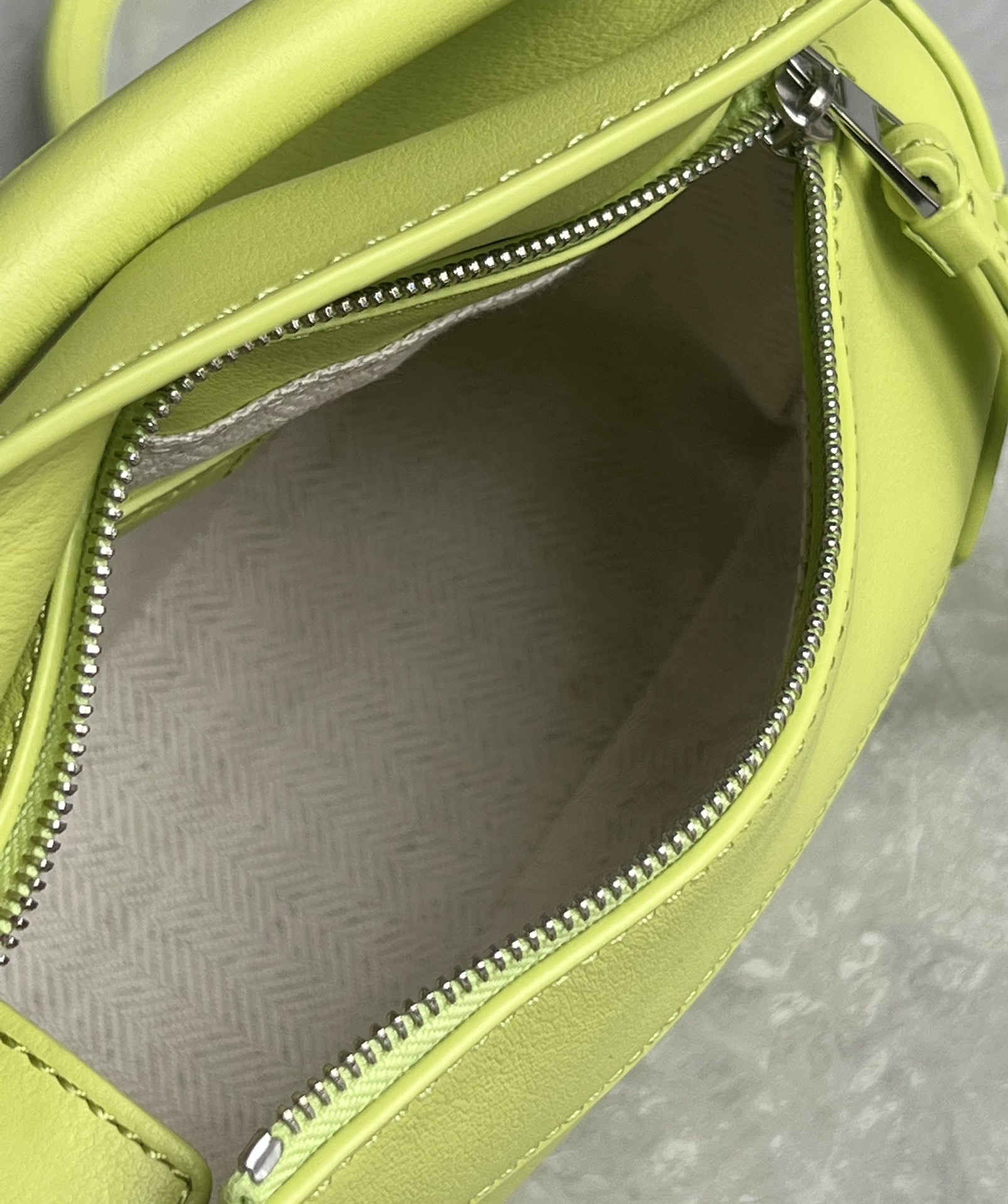 Loewe zzle mini handbag 0680