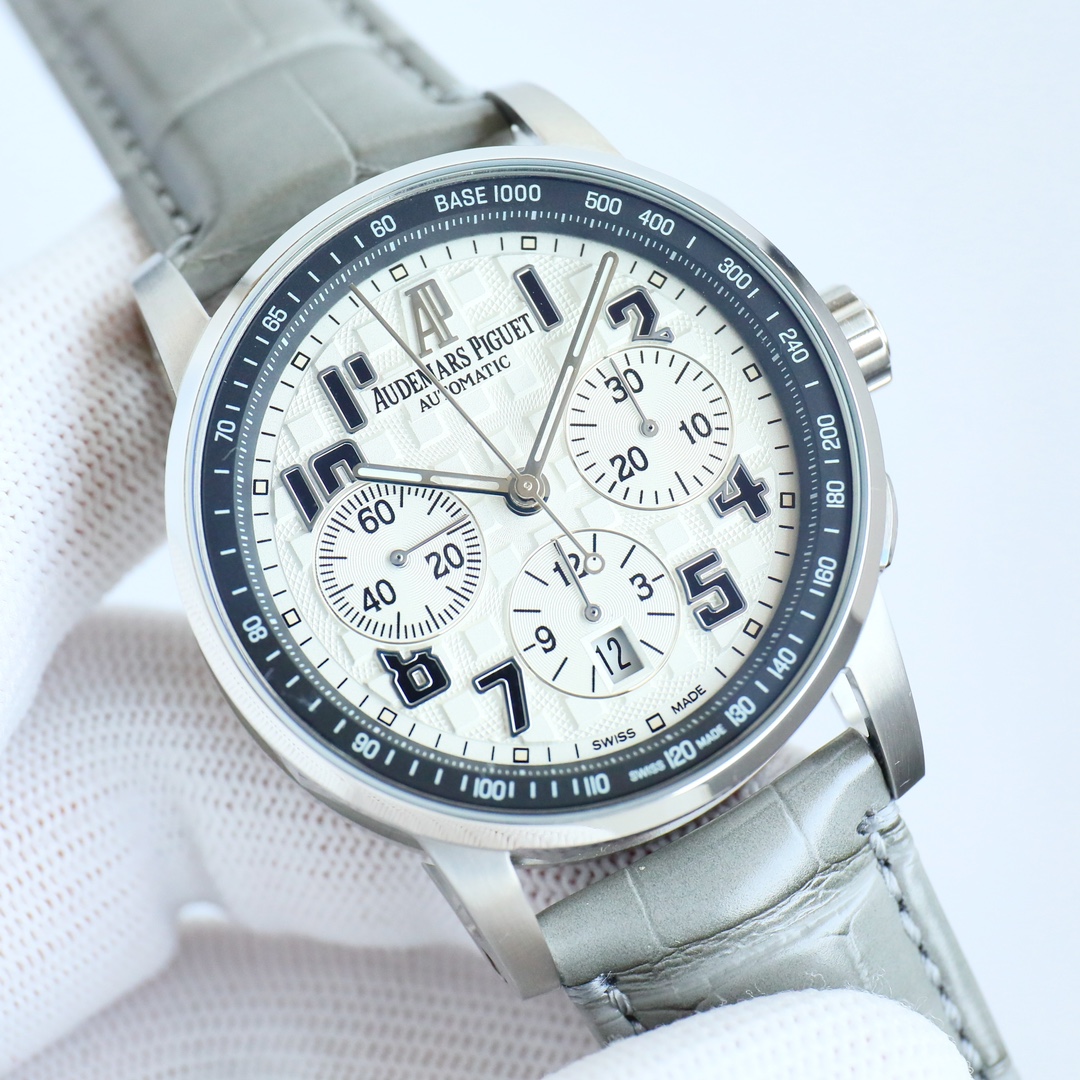 Audemars Piguet Royal Oak 26048 Offshore RW4 41 Chronograph Mechanical Watch