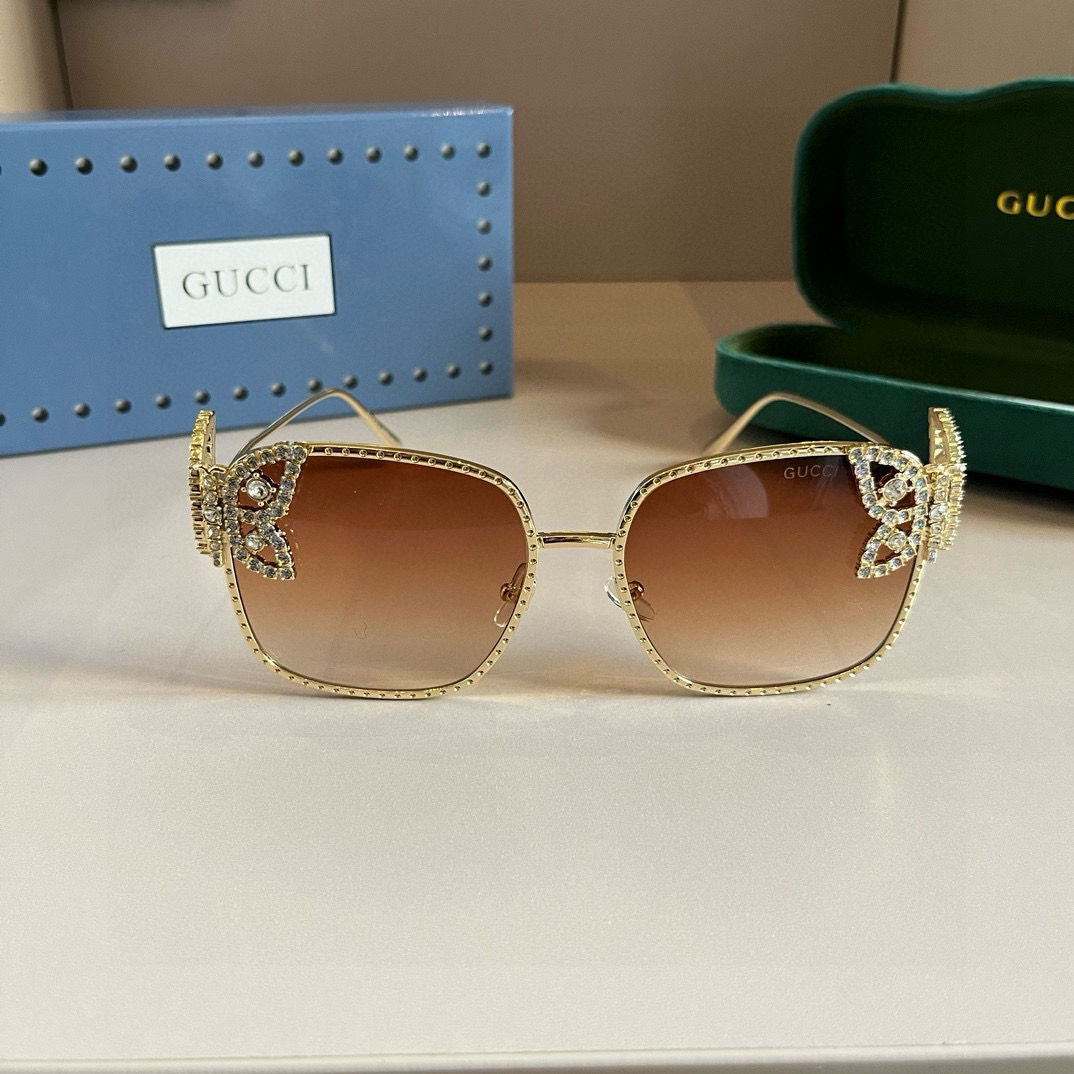 Gucci Square Frame Sunglasses