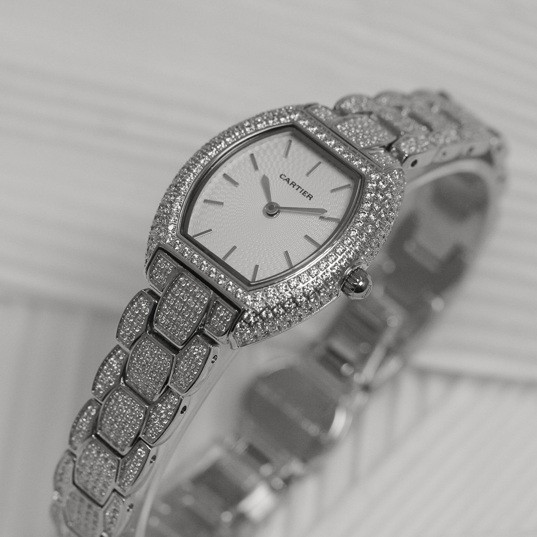 Cartier Gypsophila - Mini lady tonneau watch