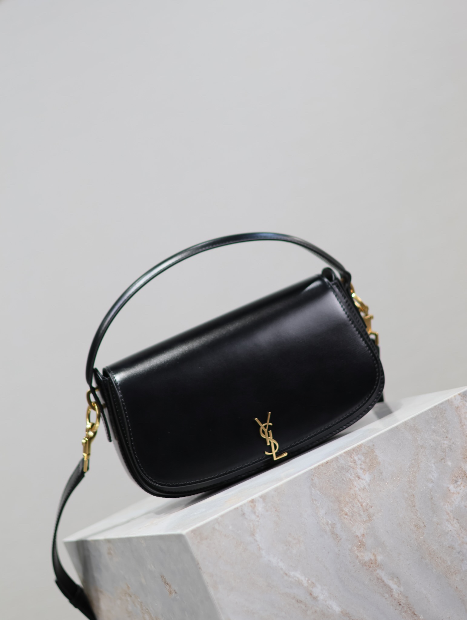 Yves Saint Laurent VOLTAIRE Handbag Crossbody Bag 787671