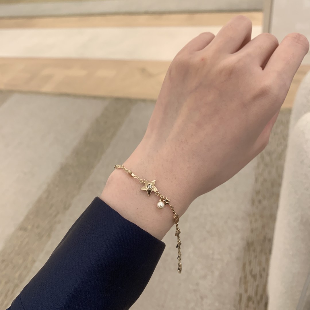 Dior New Five-pointed Star Bracelet