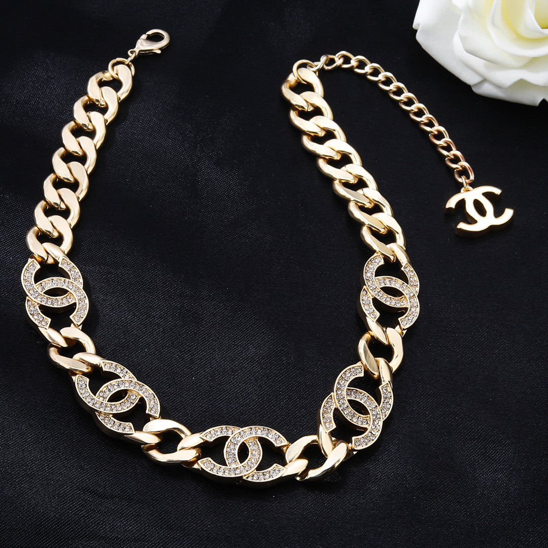 Chanel diamond chain necklace