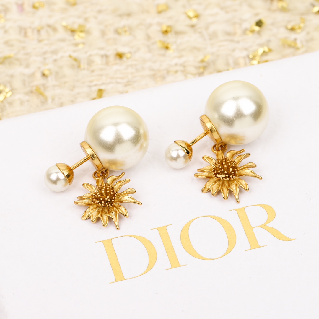 Dior Sunflower Pearl Earrings