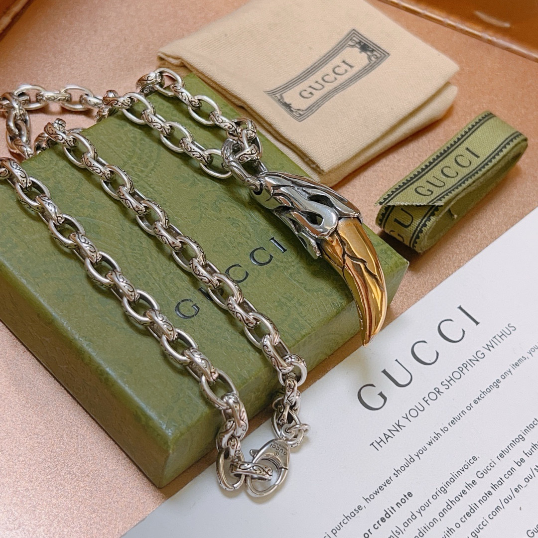 Gucci Anger Forest Series Ivory Gold Vintage Chain Necklace