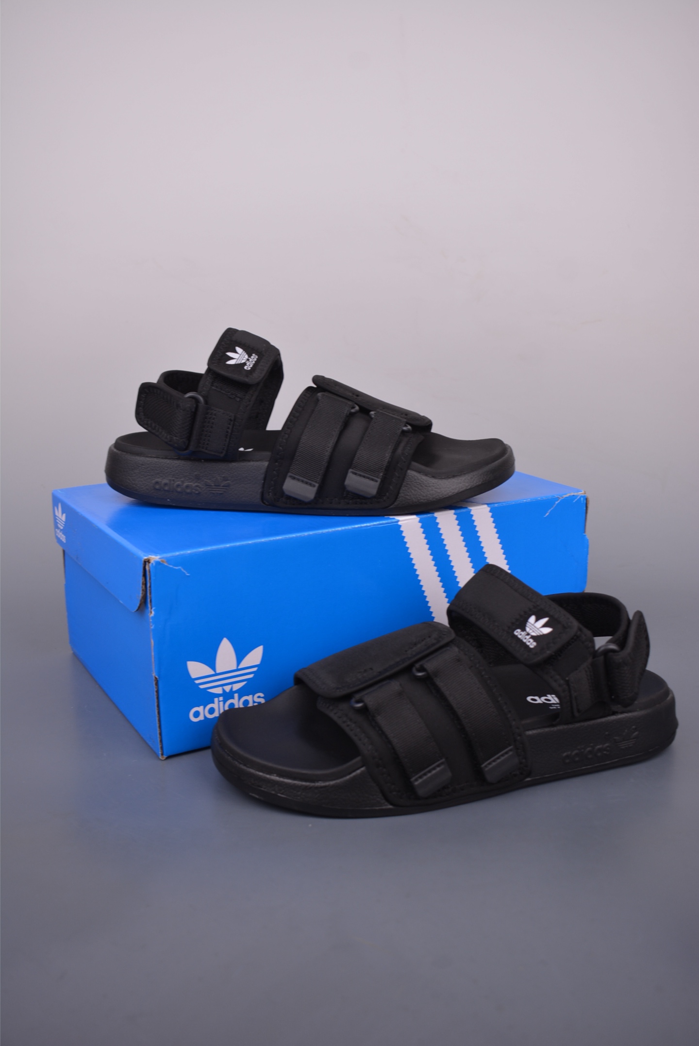Adilette Sandal 4.0 HP3096