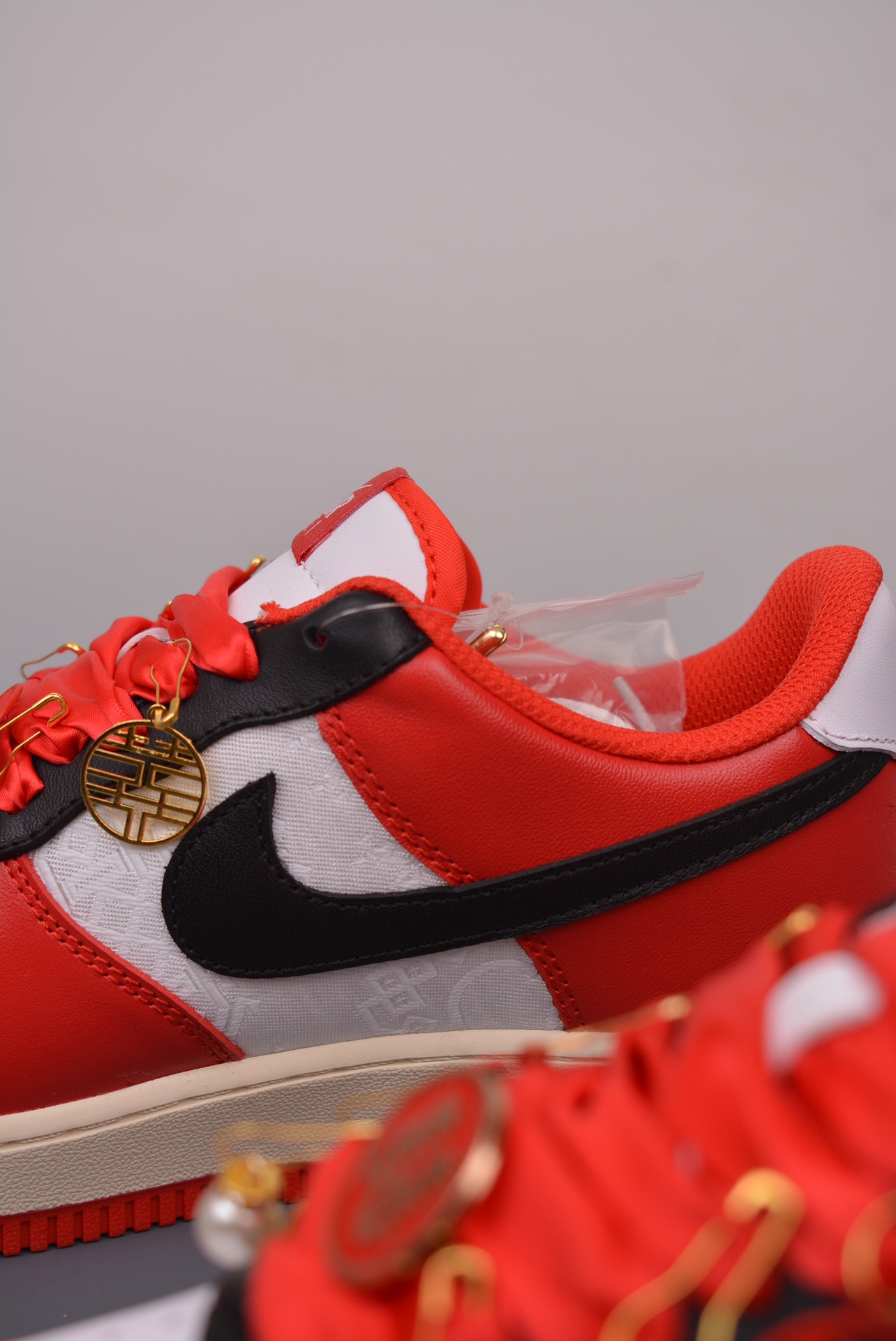Nike Air Force 1'07 SEWedding Red FN7439-133