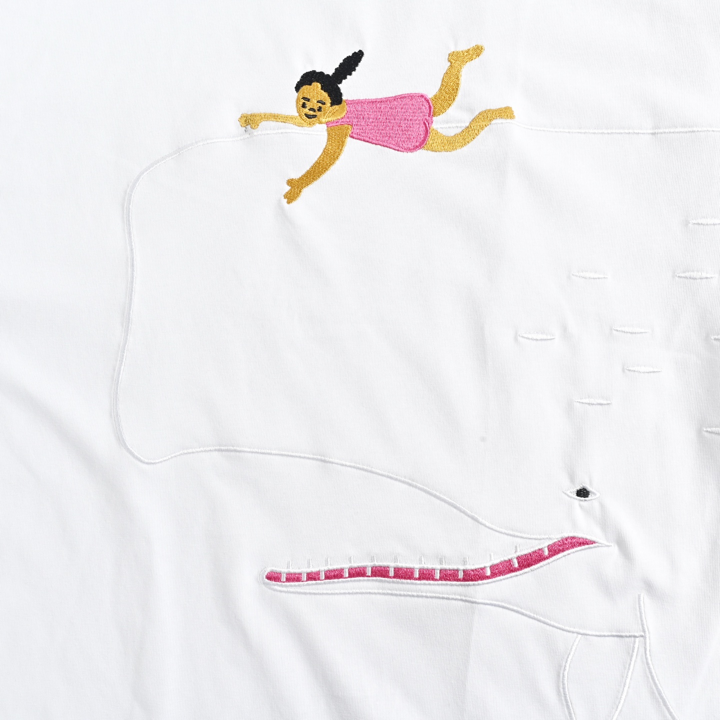 Loewe suna fujita joint whale girl embroidered short sleeve