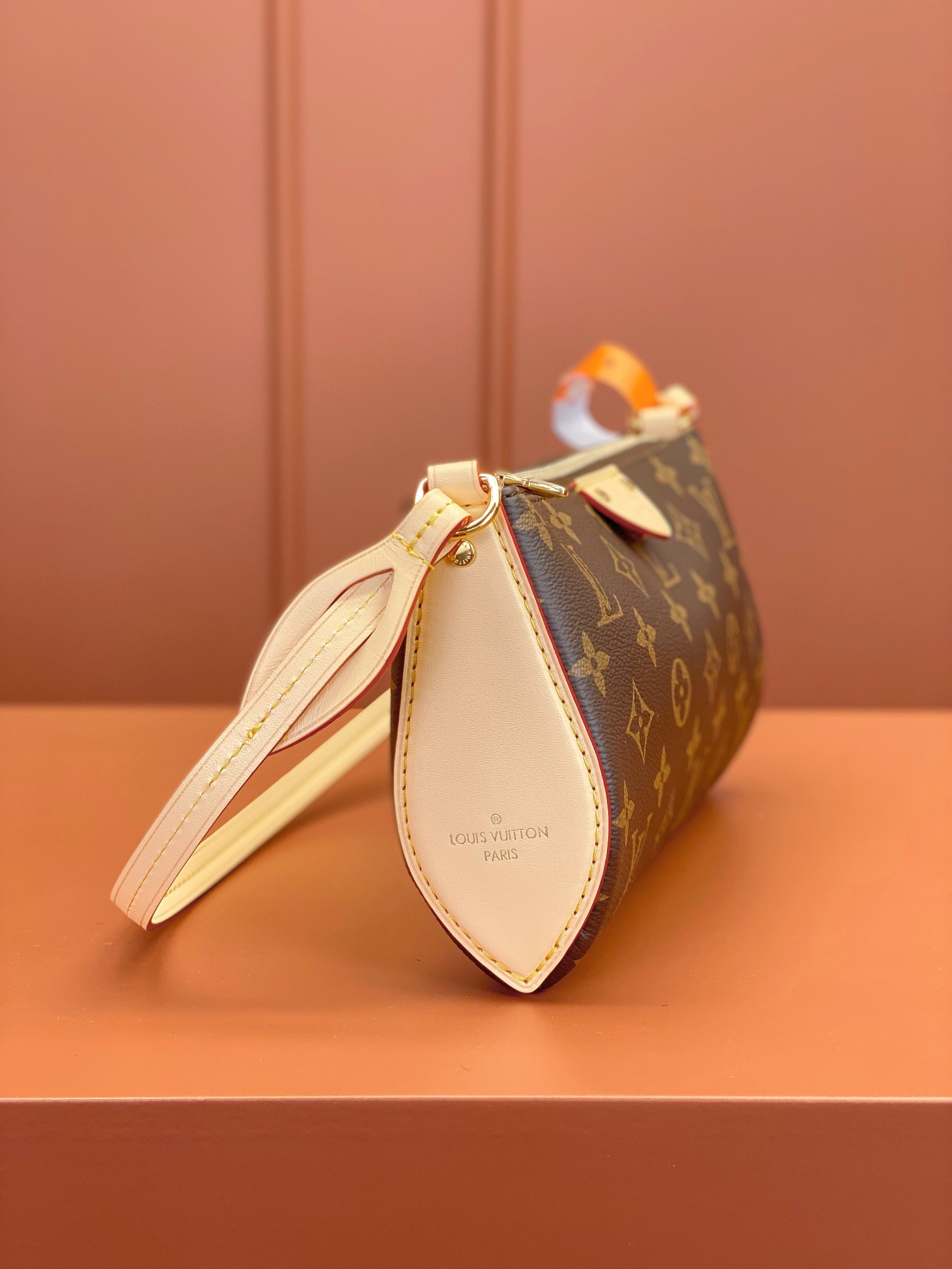 Louis Vuitton POCHETTE TIRETTE Handbag M47123