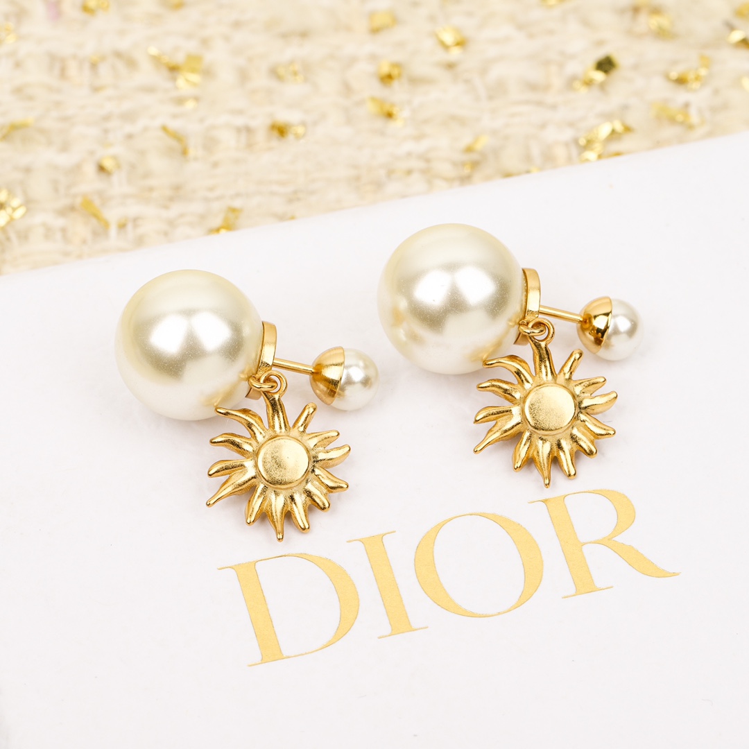 Dior Sunflower Pearl Earrings