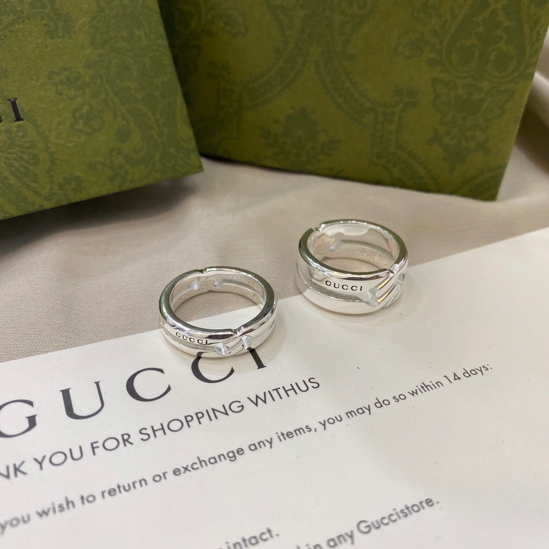 Gucci Interlocking G Ring