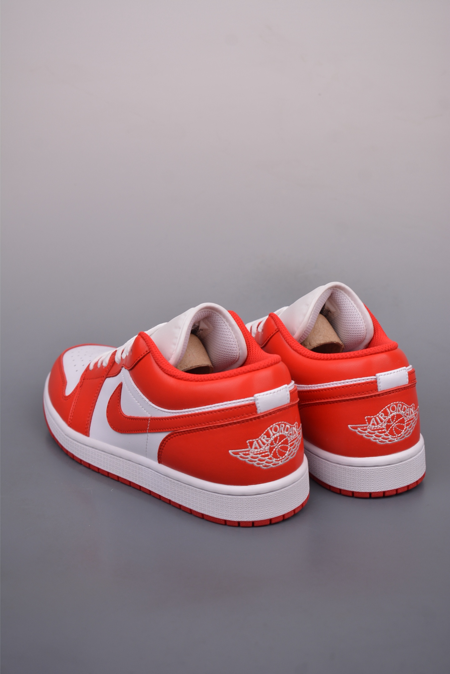 Nike Wmns Air Jordan 1 Low GS Leather White Red 553558-166