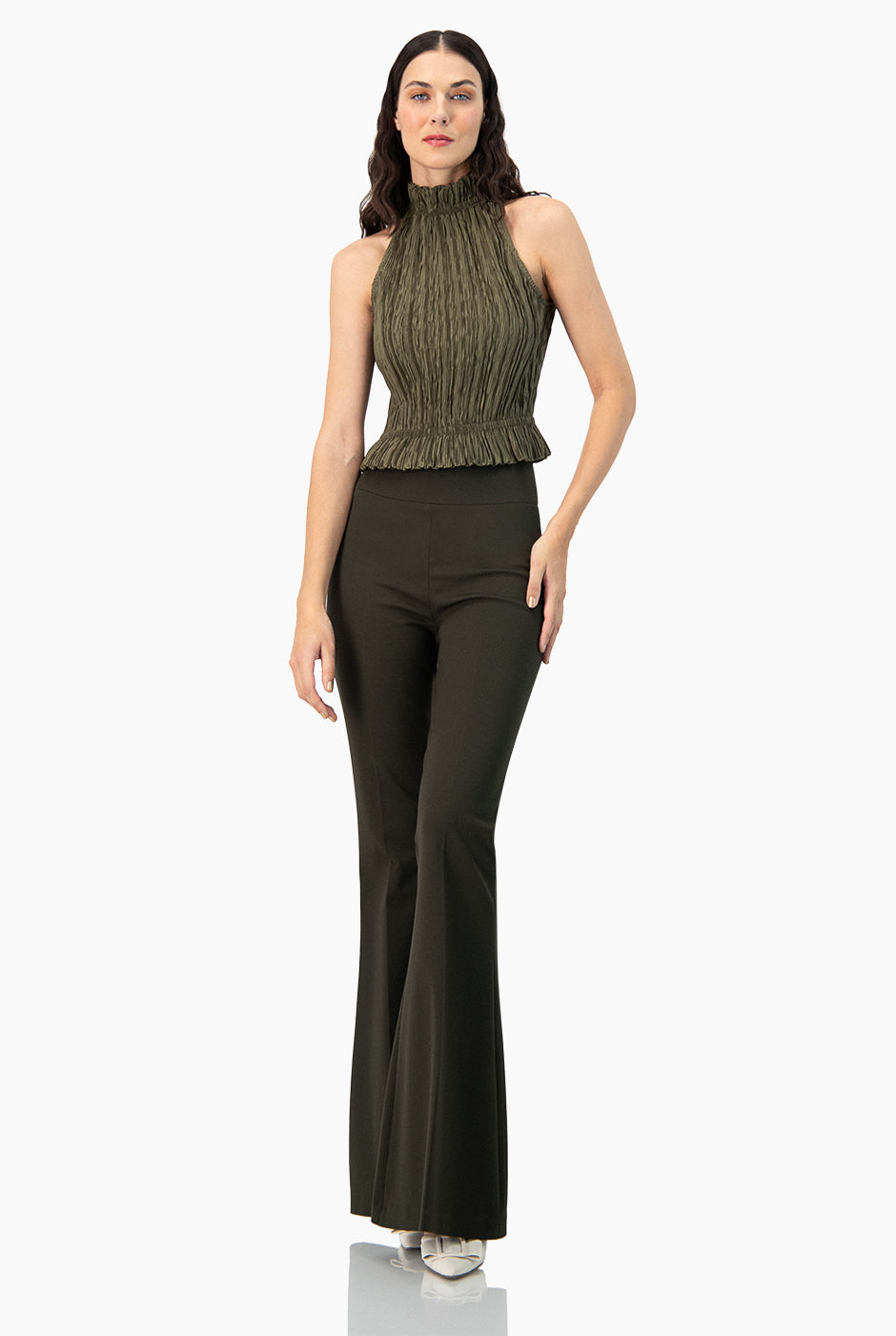 Blusa plisada de cuello alto sin mangas
