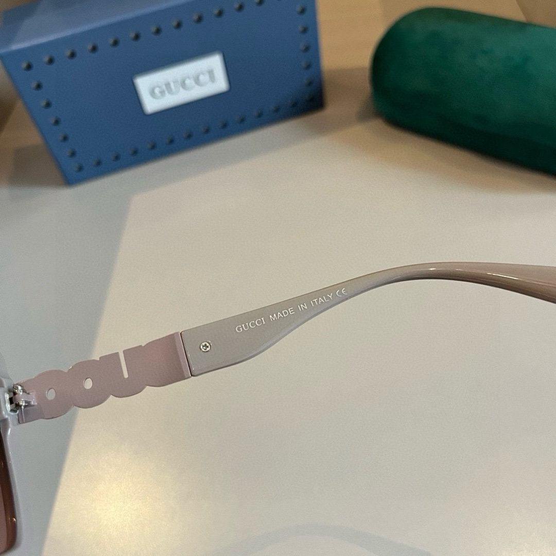 Gucci Square Frame Sunglasses