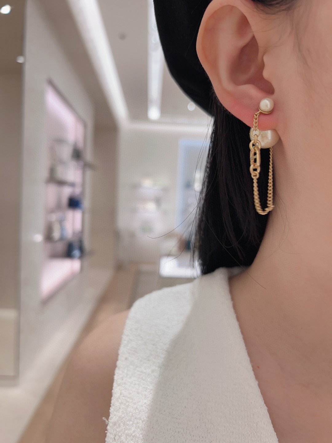 Dior pearl chain earrings