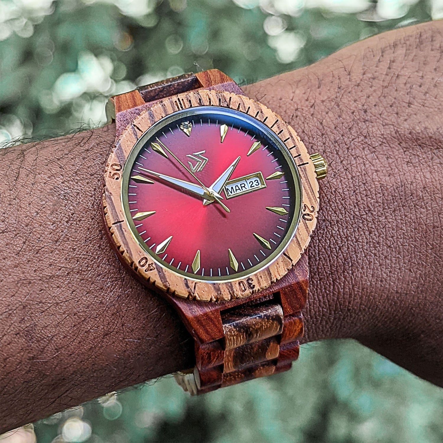 Justo | Red Brown