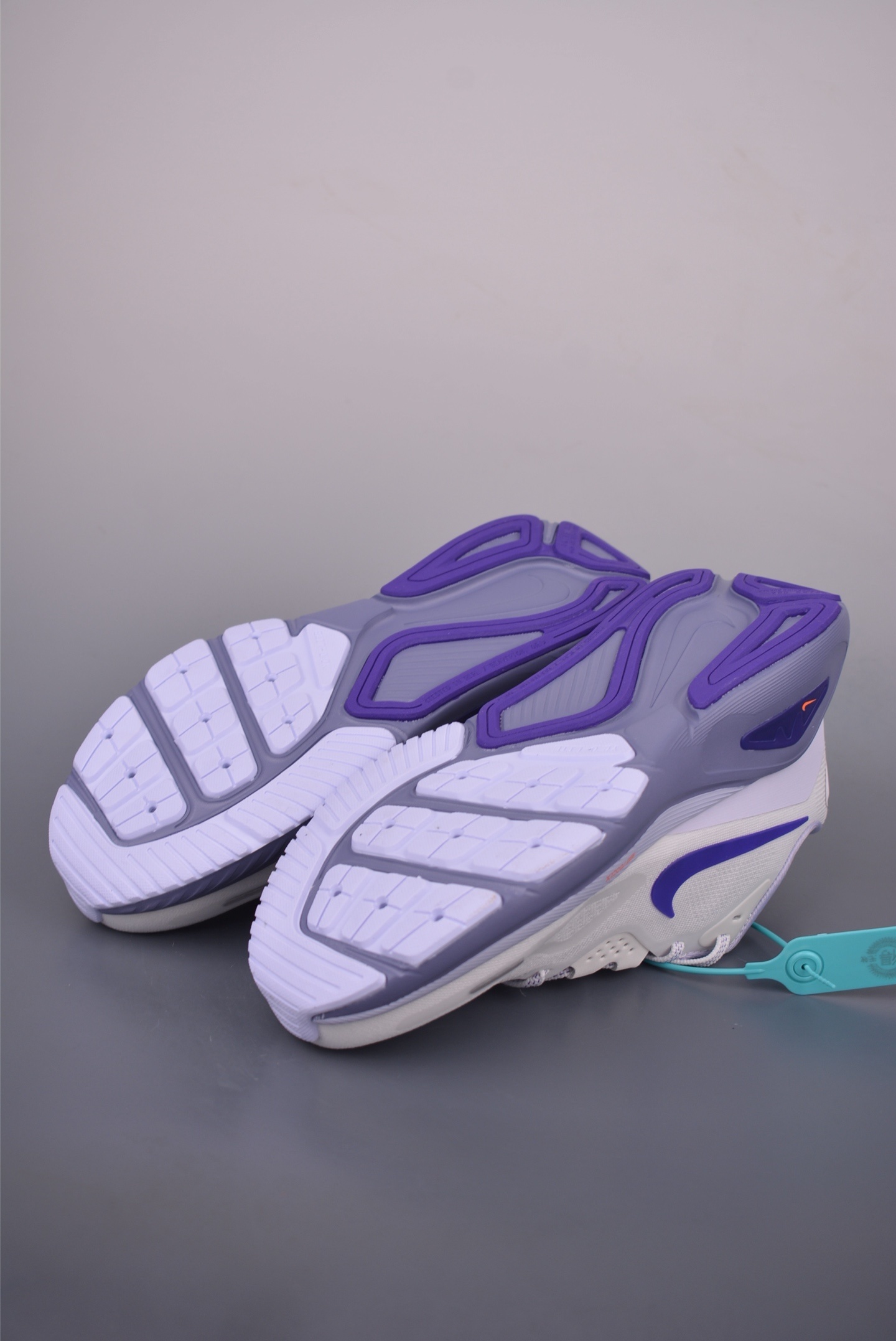 Nike Structure 26 Summit “White Wild Grape”HJ1101-102