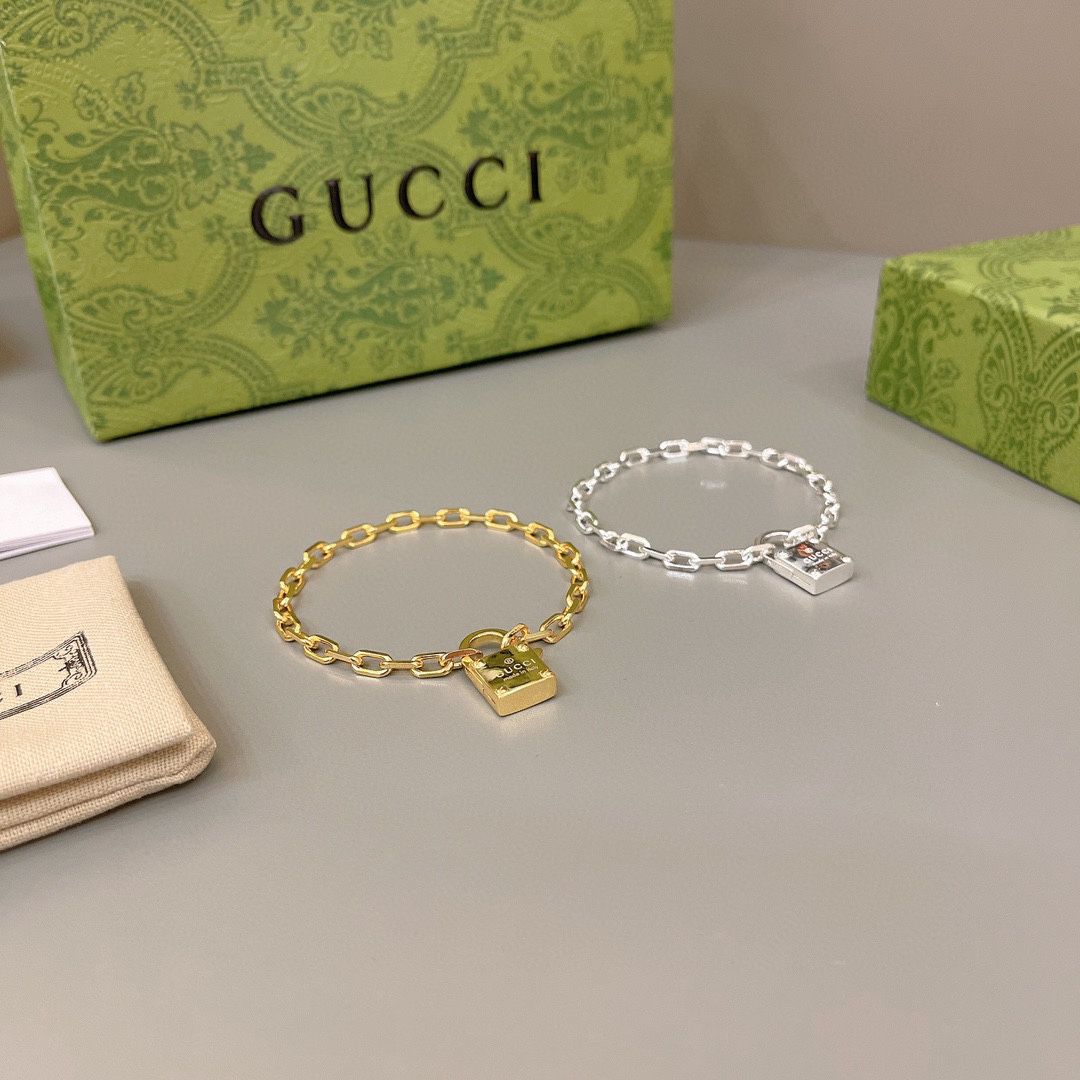 Gucci Lock Chain Bracelet