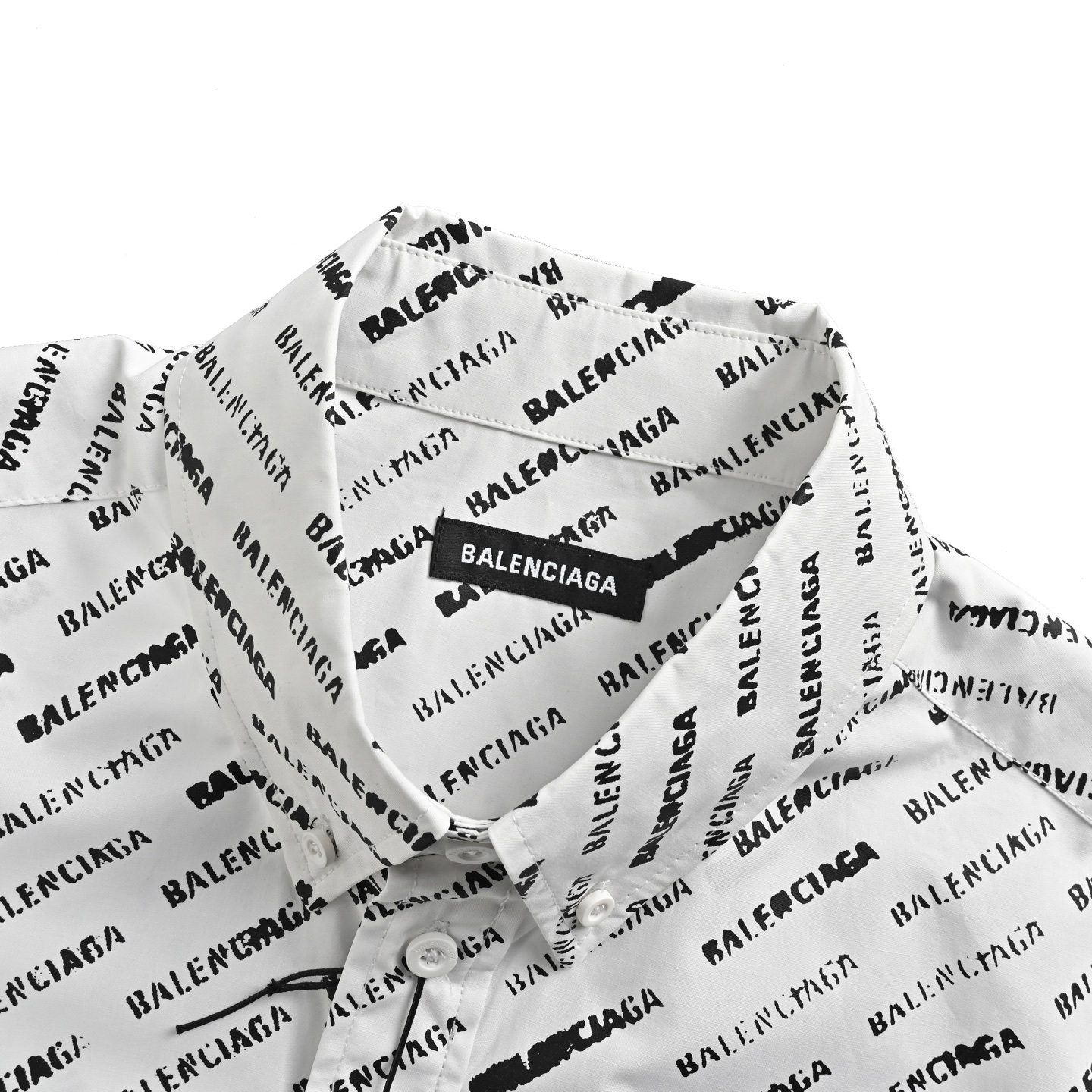 Balenciaga short-sleeved shirt with all-over lettering